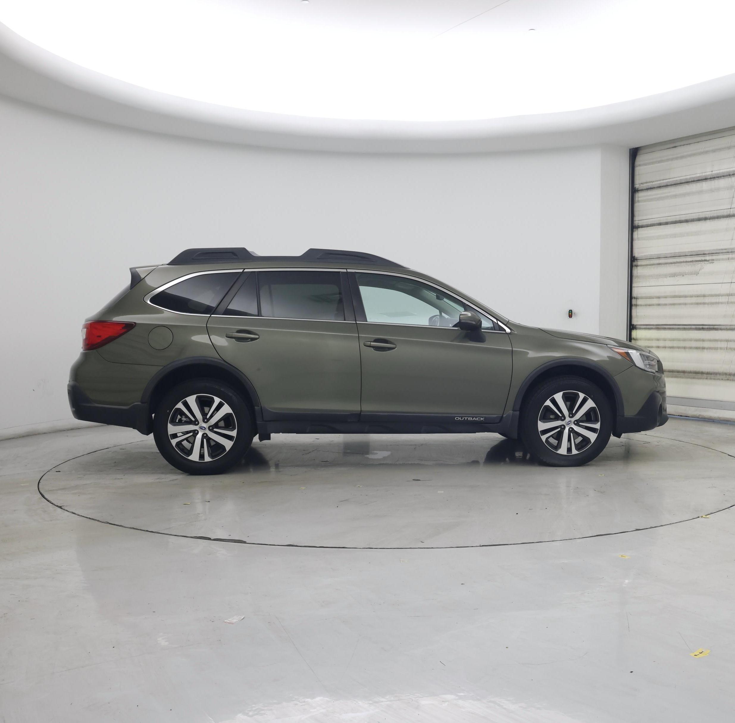 Thumbnail: 2018 Subaru Outback - 7
