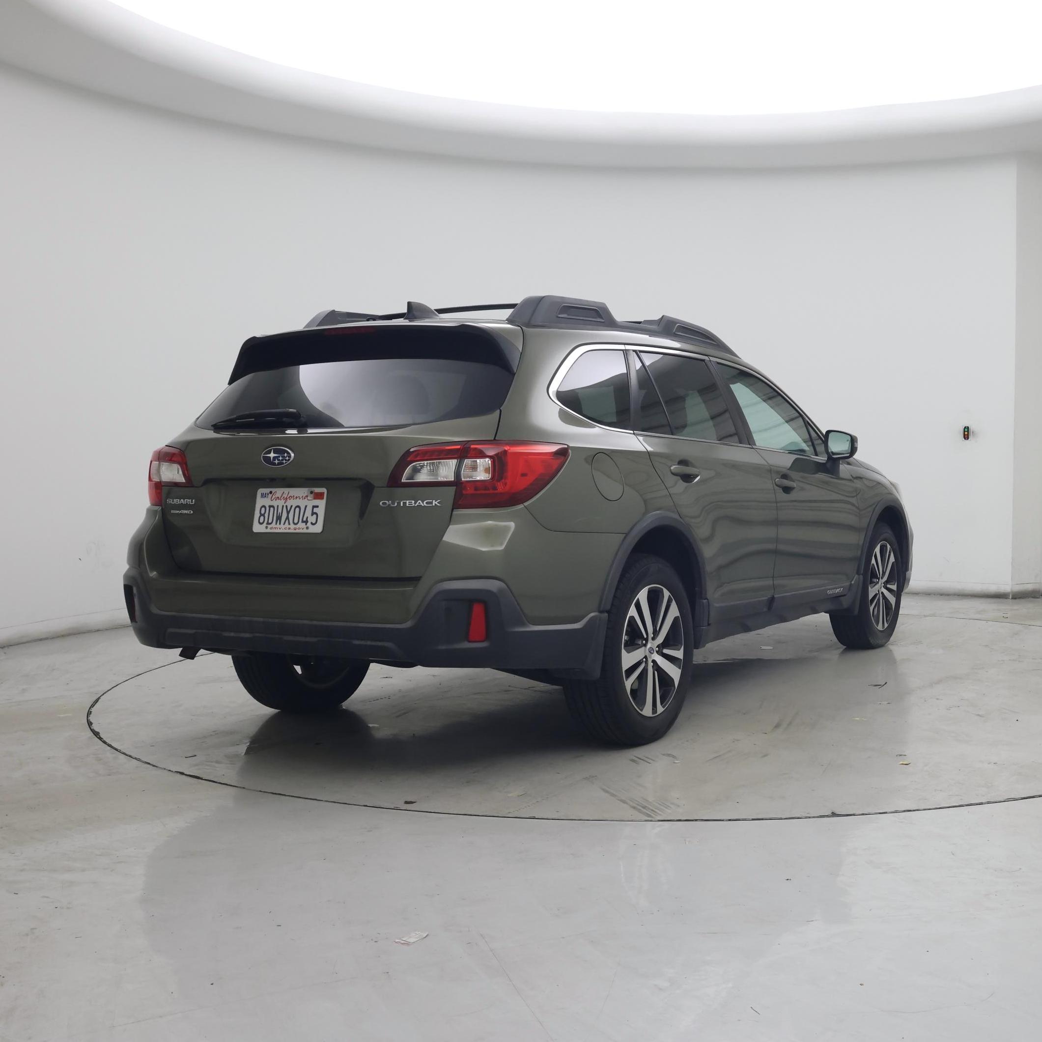 Thumbnail: 2018 Subaru Outback - 8