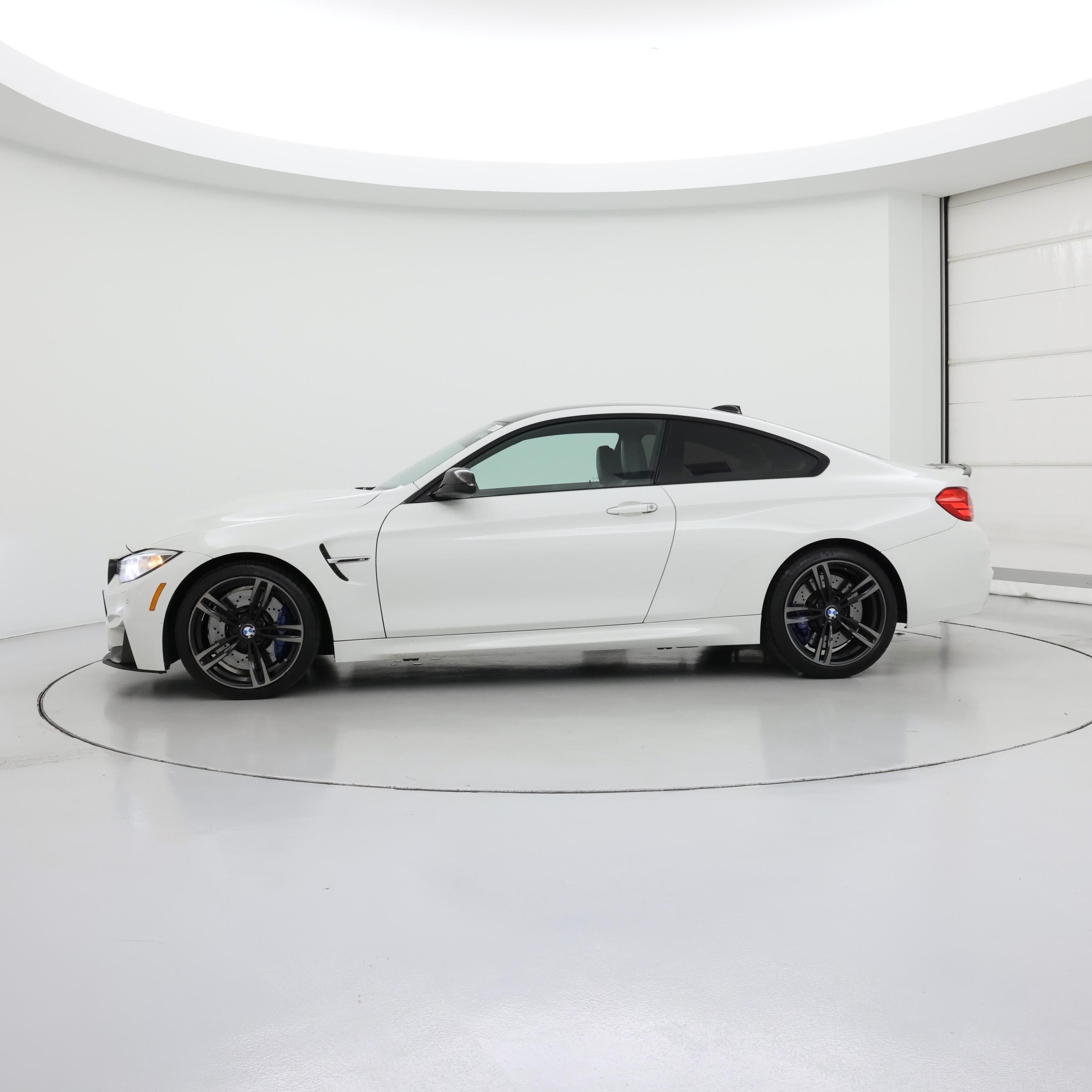 Thumbnail: 2015 BMW M4 - 3