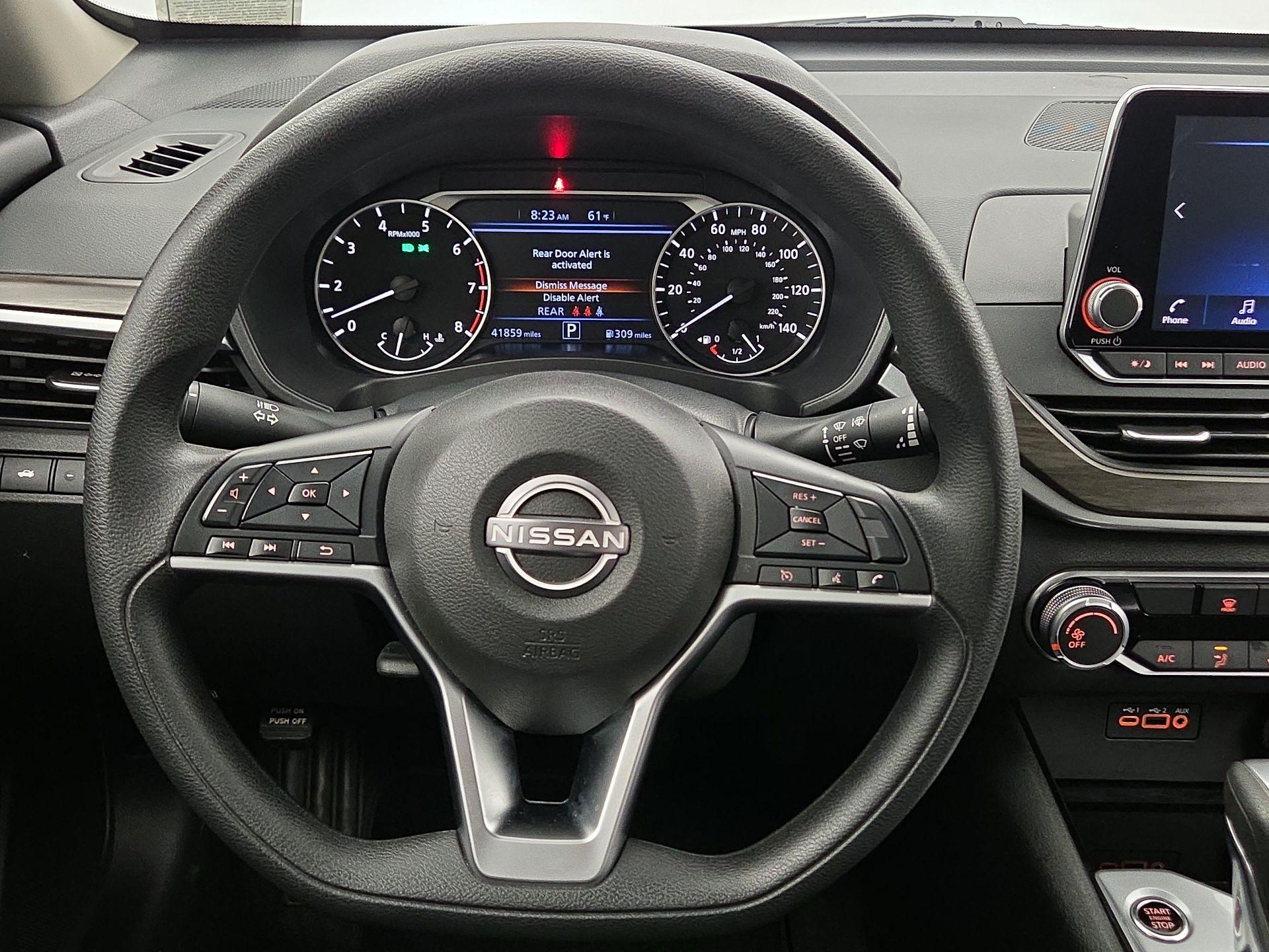Thumbnail: 2024 Nissan Altima - 10