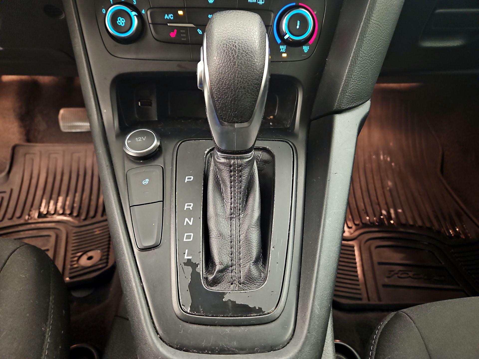 Thumbnail: 2017 Ford Focus - 17