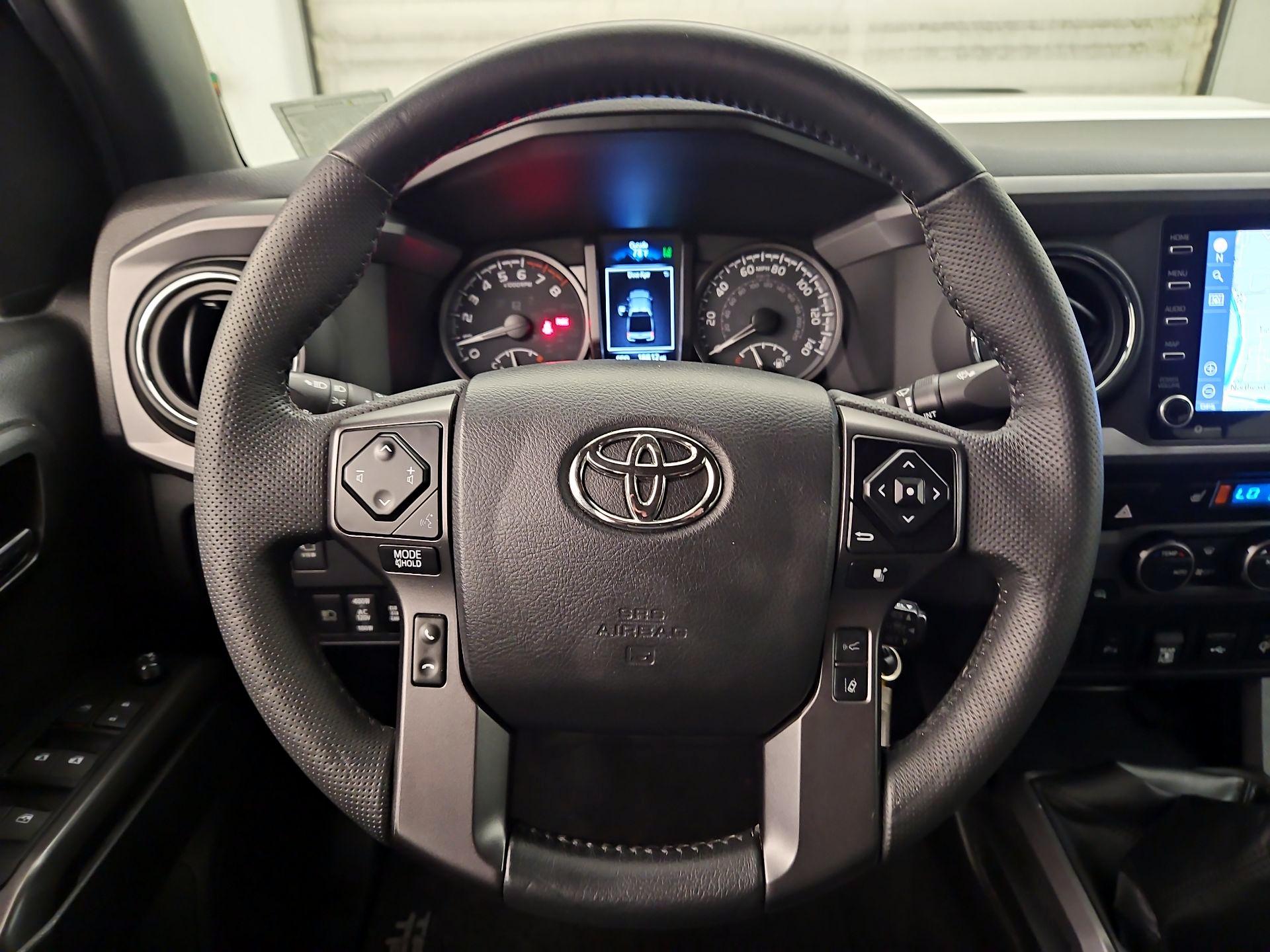Thumbnail: 2022 Toyota Tacoma - 10