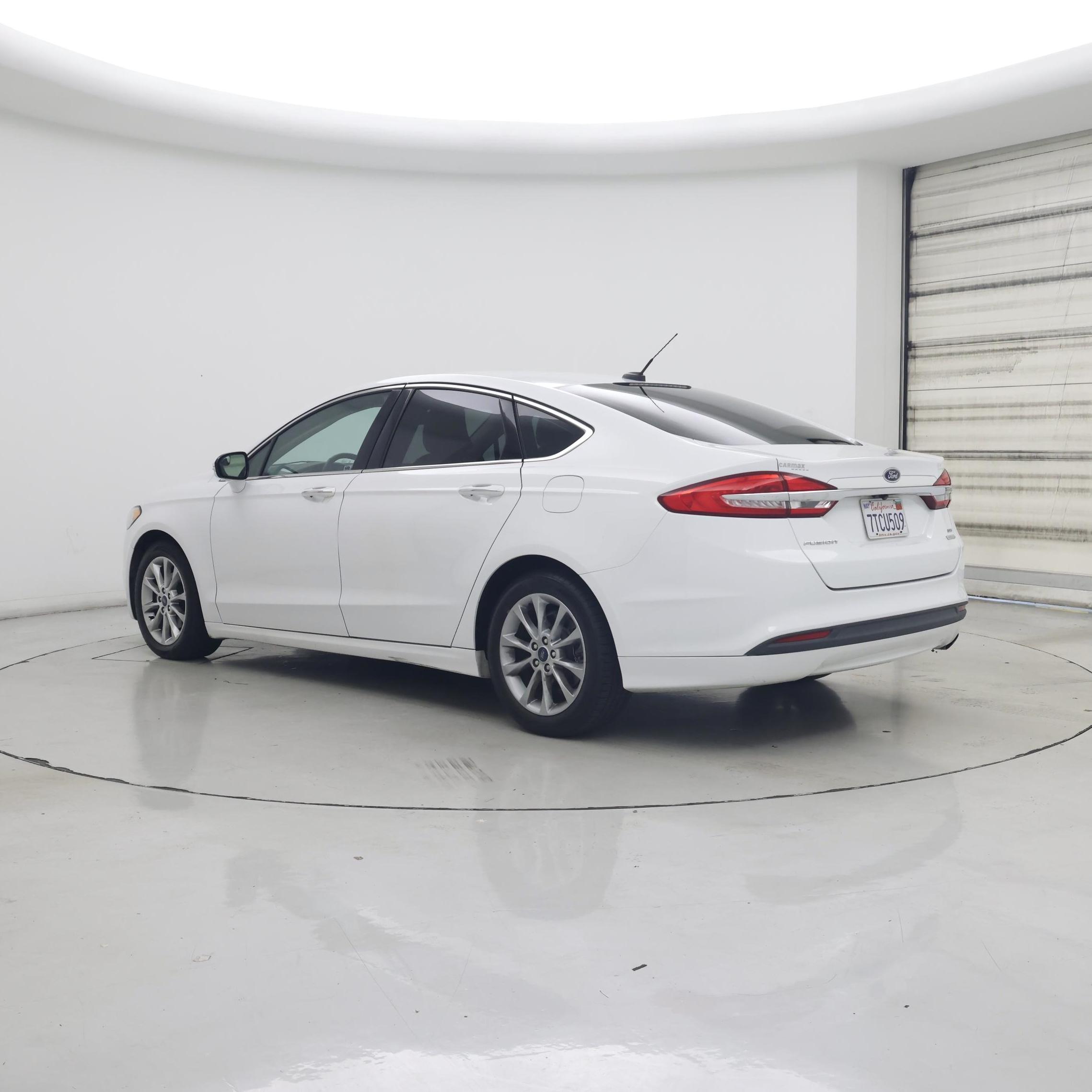 Thumbnail: 2017 Ford Fusion - 2