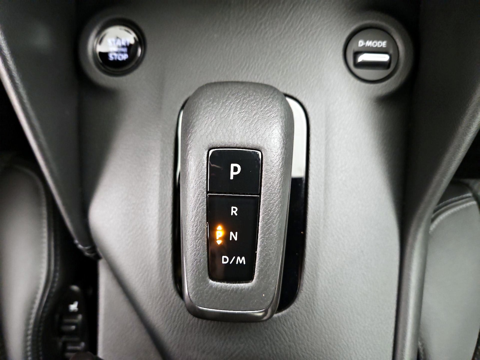 2025 Nissan Z Performance - Photo 18