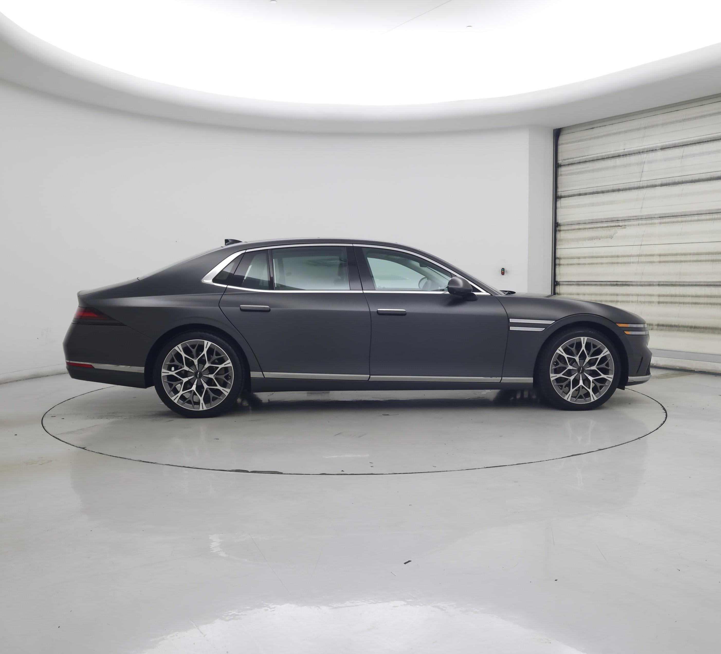 Thumbnail: 2023 Genesis G90 - 7