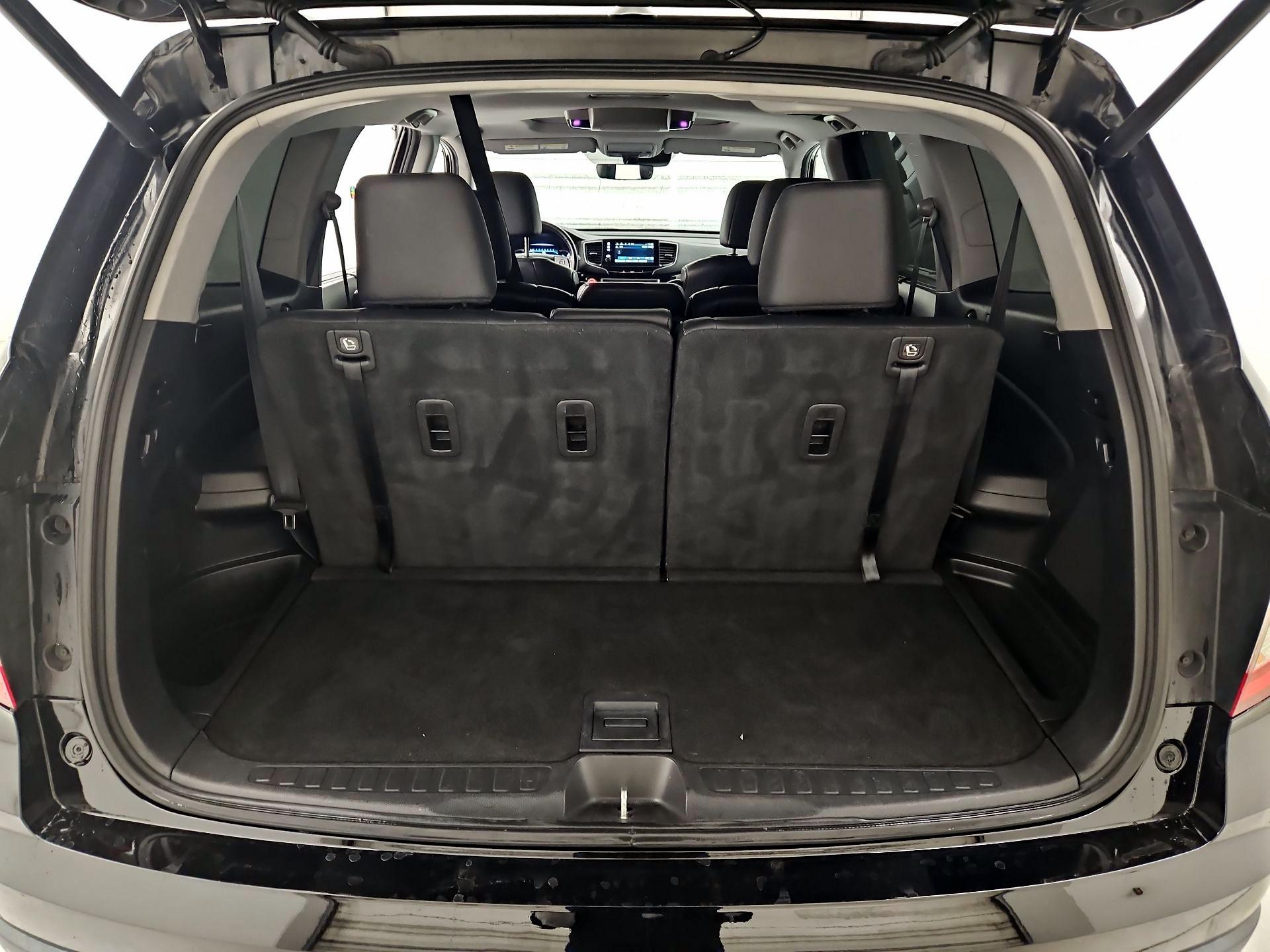 Thumbnail: 2020 Honda Pilot - 19