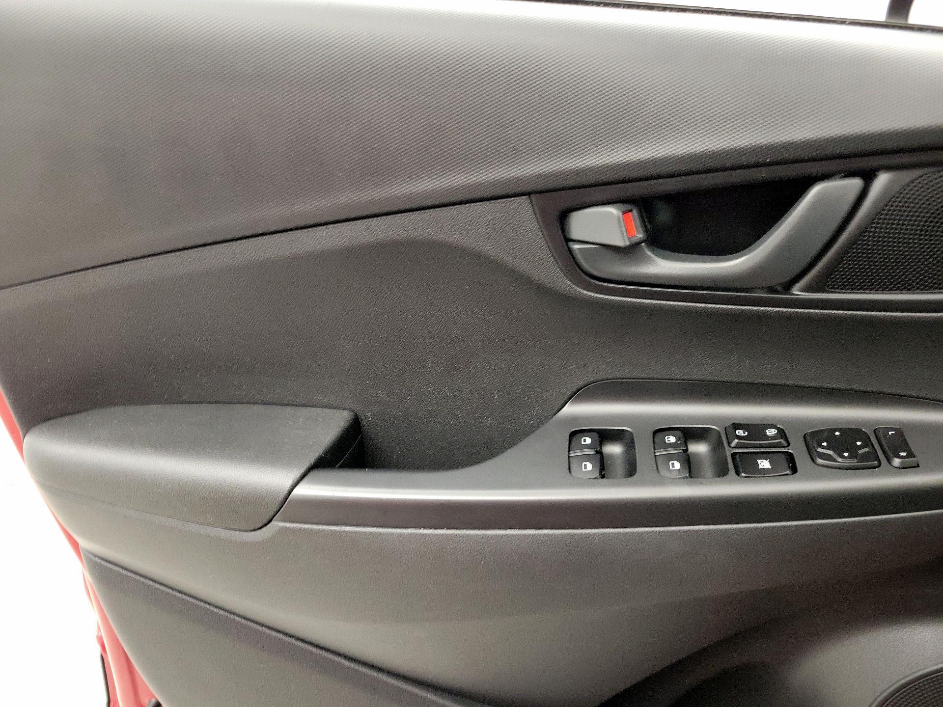 Thumbnail: 2022 Hyundai Kona - 12
