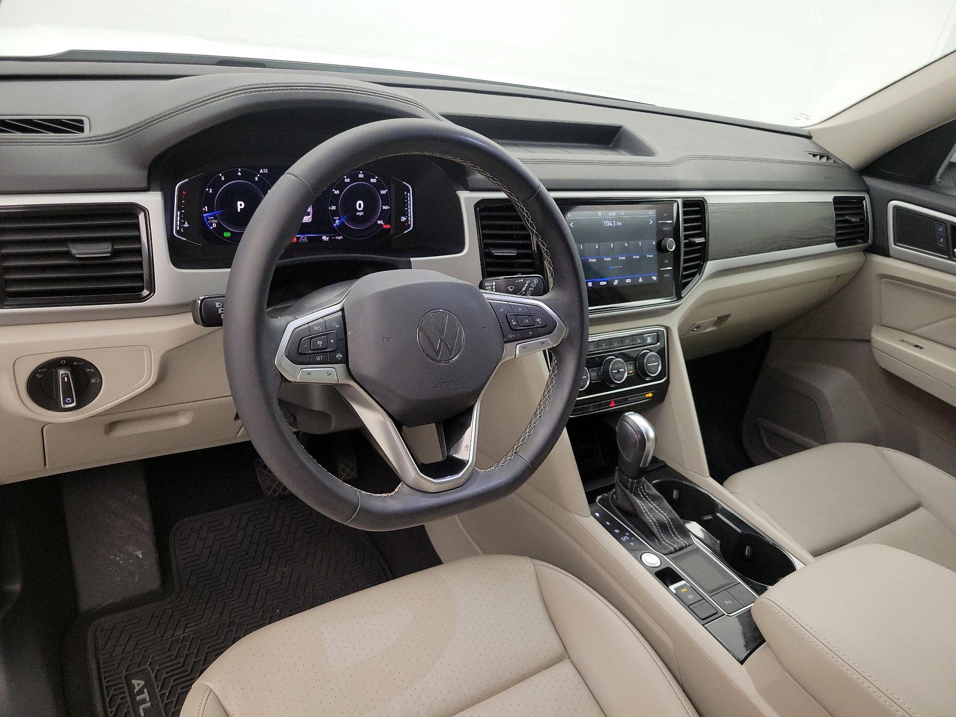 Thumbnail: 2023 Volkswagen Atlas - 9