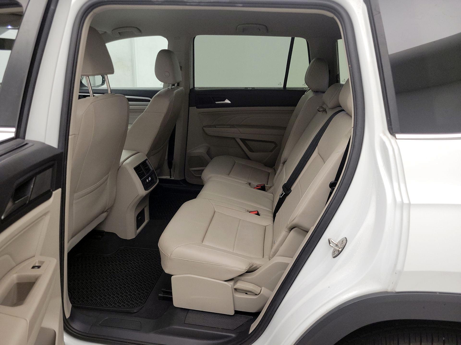 Thumbnail: 2023 Volkswagen Atlas - 19