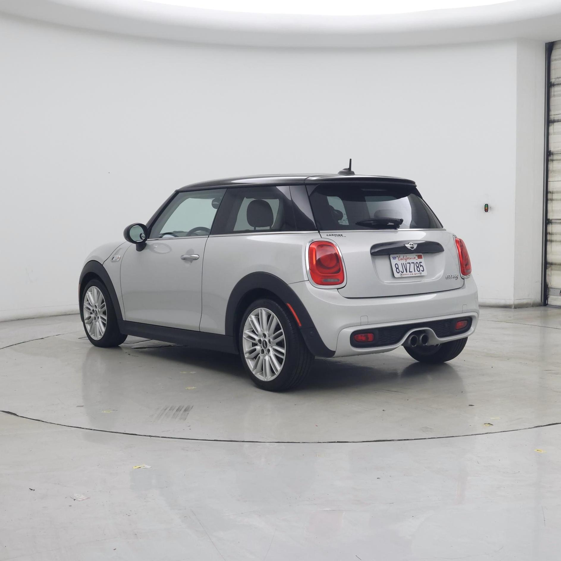 Thumbnail: 2016 MINI Cooper Hardtop - 2