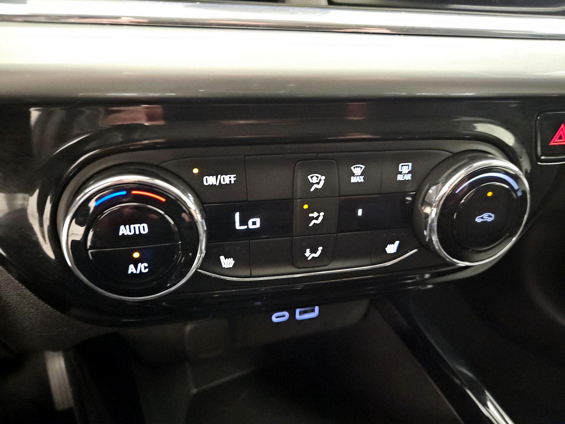 Thumbnail: 2025 Chevrolet Trax - 16