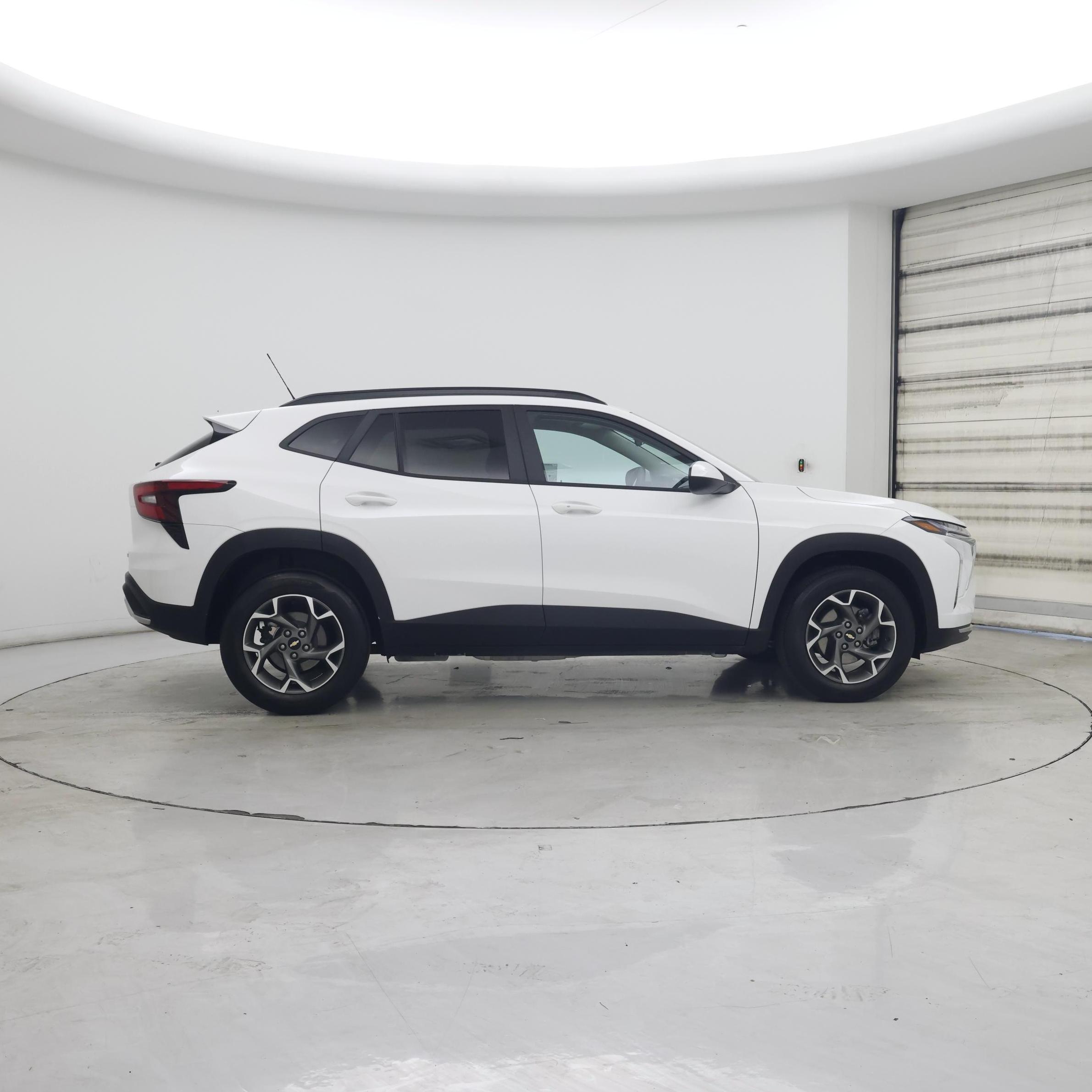 Thumbnail: 2025 Chevrolet Trax - 7