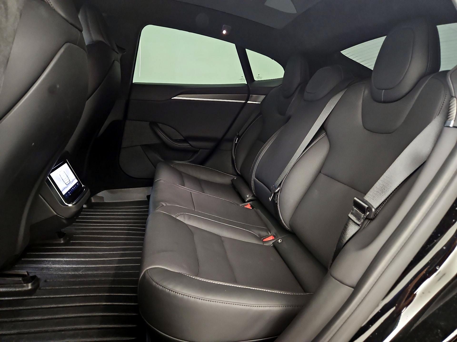 Thumbnail: 2021 Tesla Model S - 17