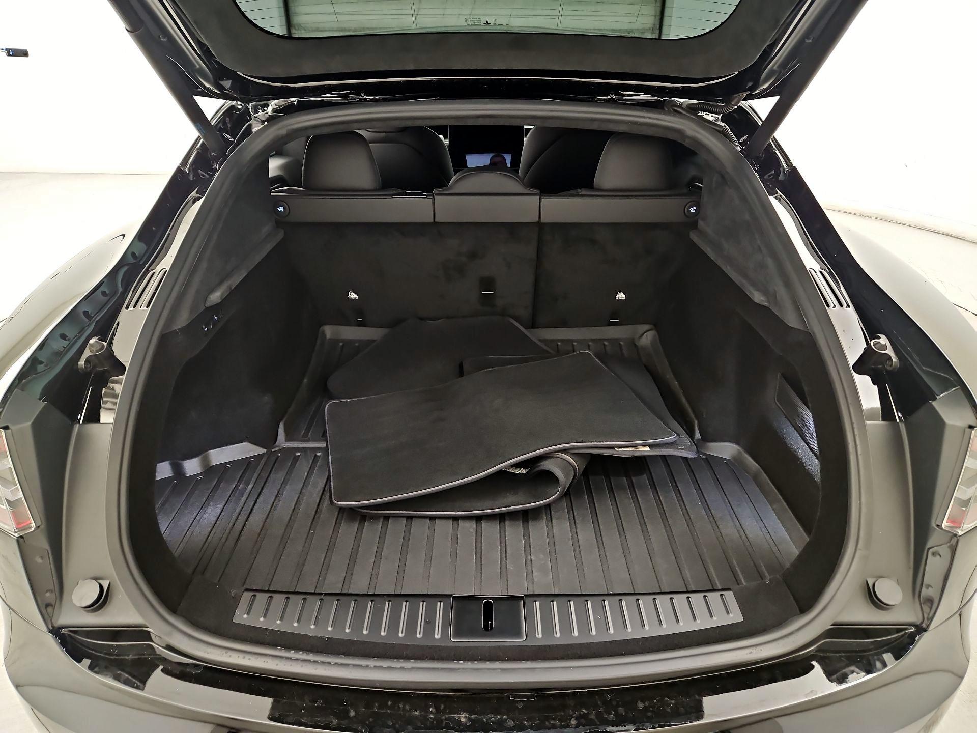 Thumbnail: 2021 Tesla Model S - 18