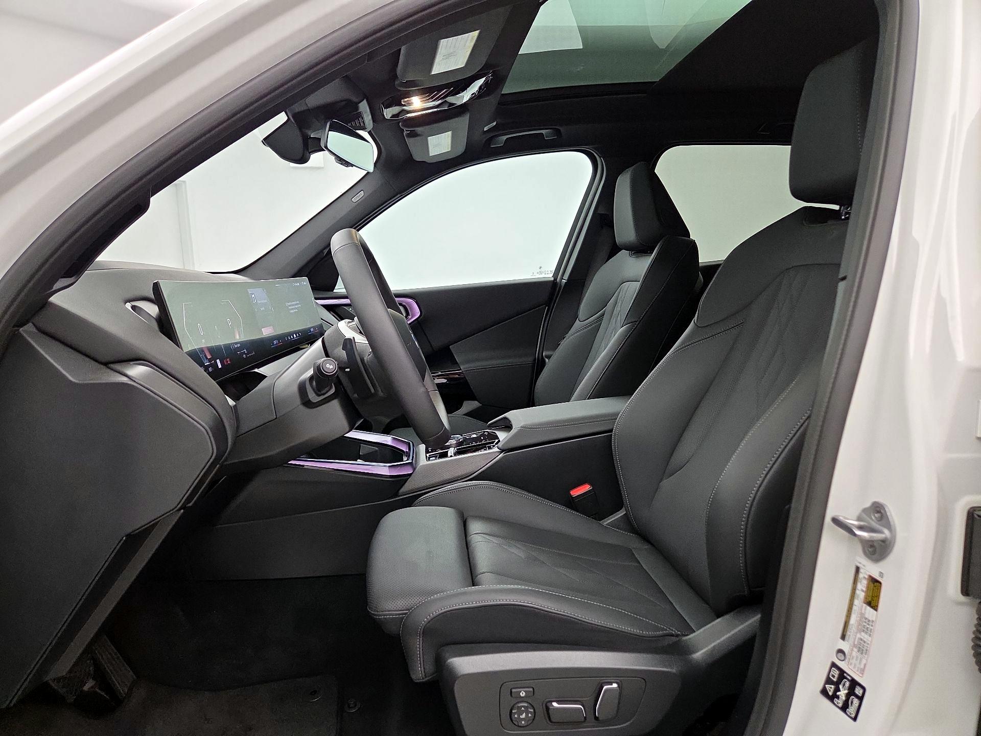 Thumbnail: 2026 BMW X3 - 11