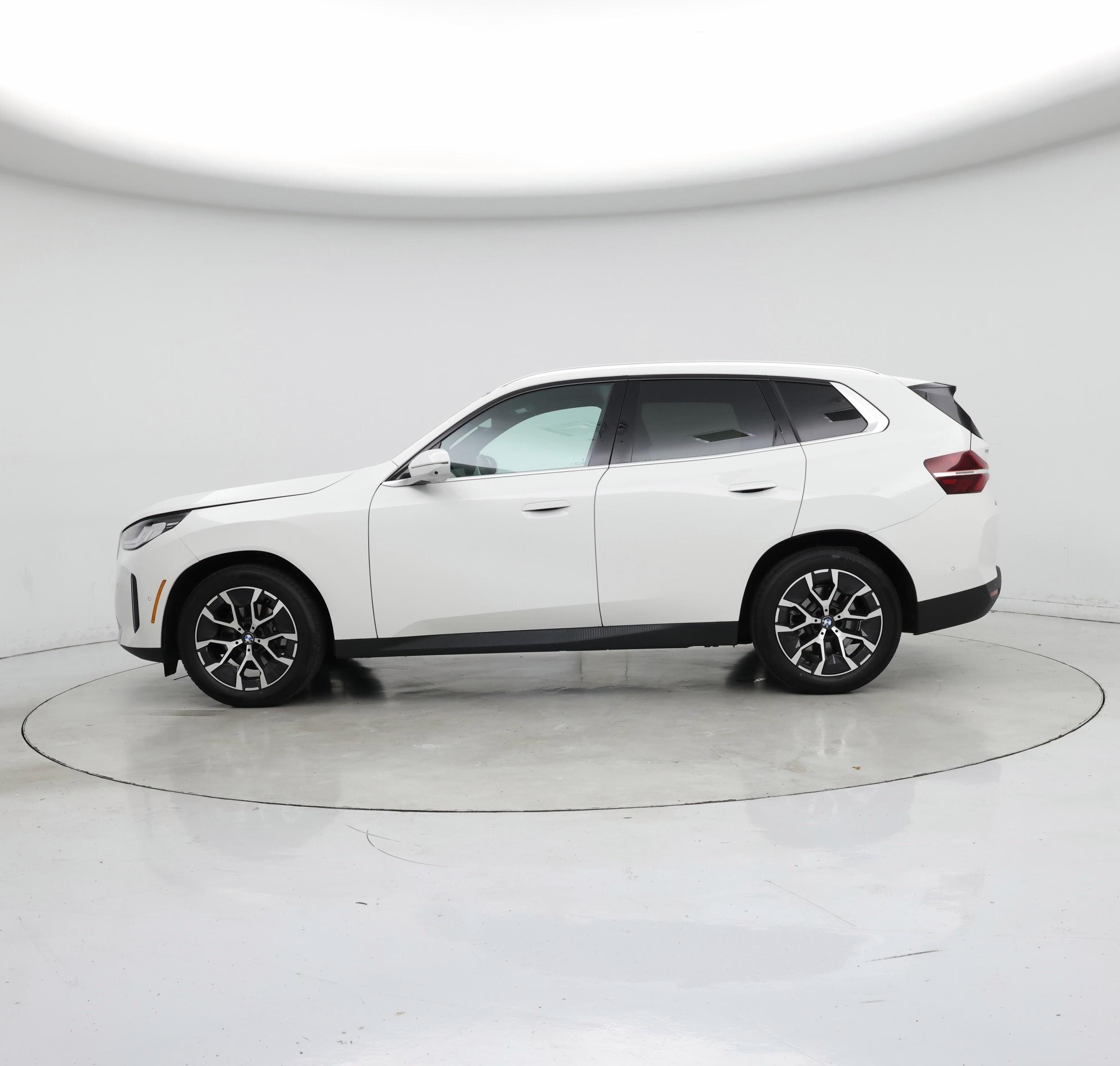 Thumbnail: 2026 BMW X3 - 3