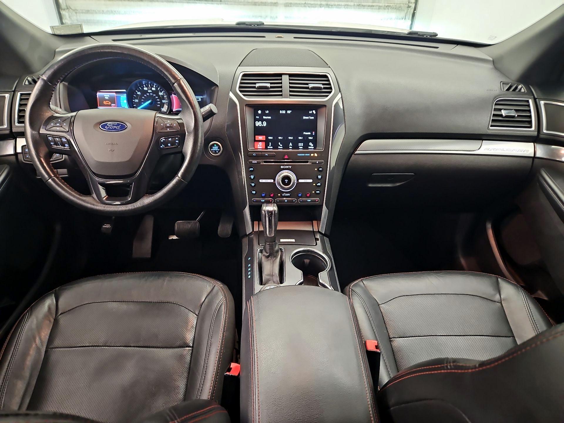 Thumbnail: 2017 Ford Explorer - 9