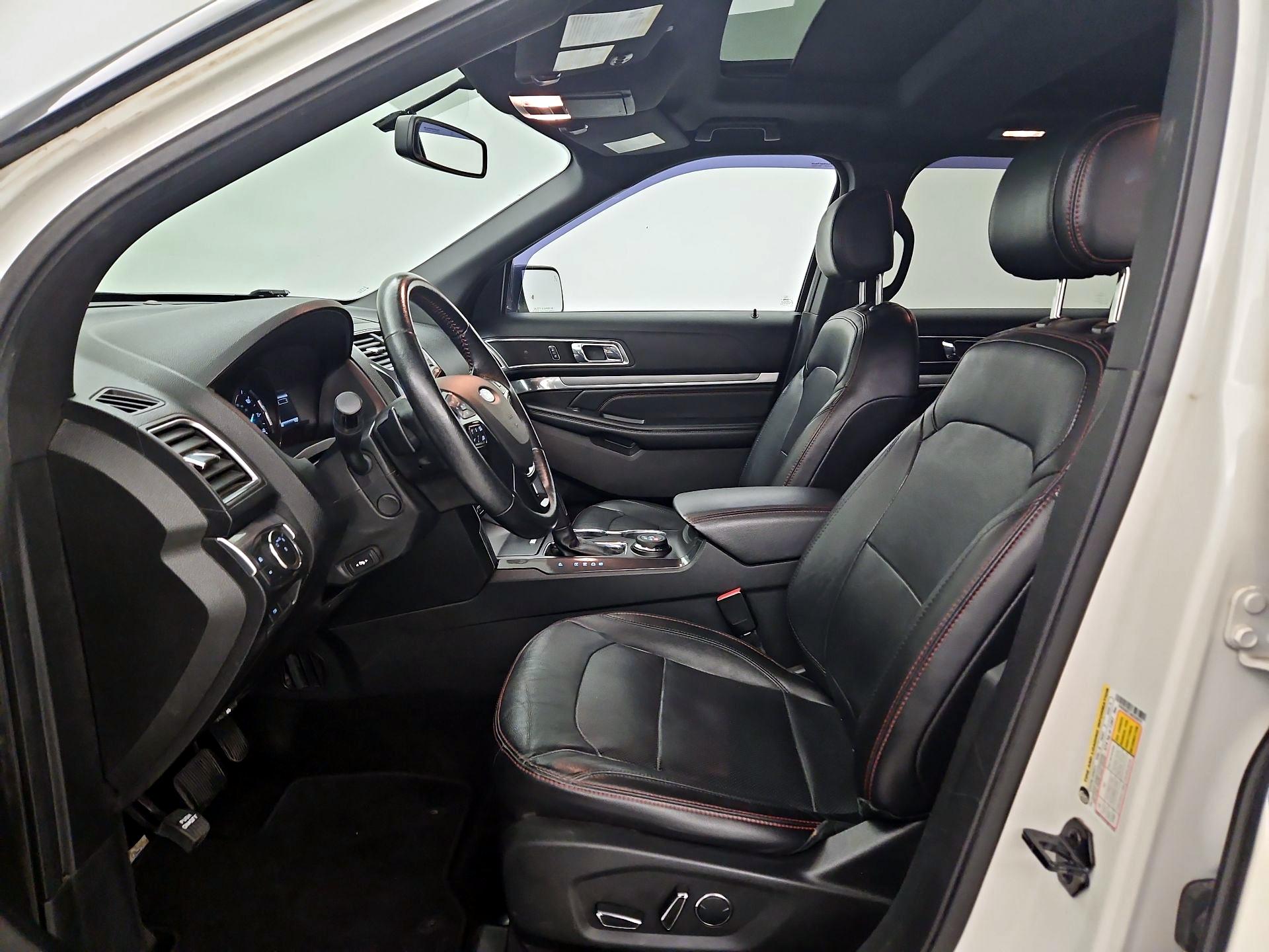 Thumbnail: 2017 Ford Explorer - 11