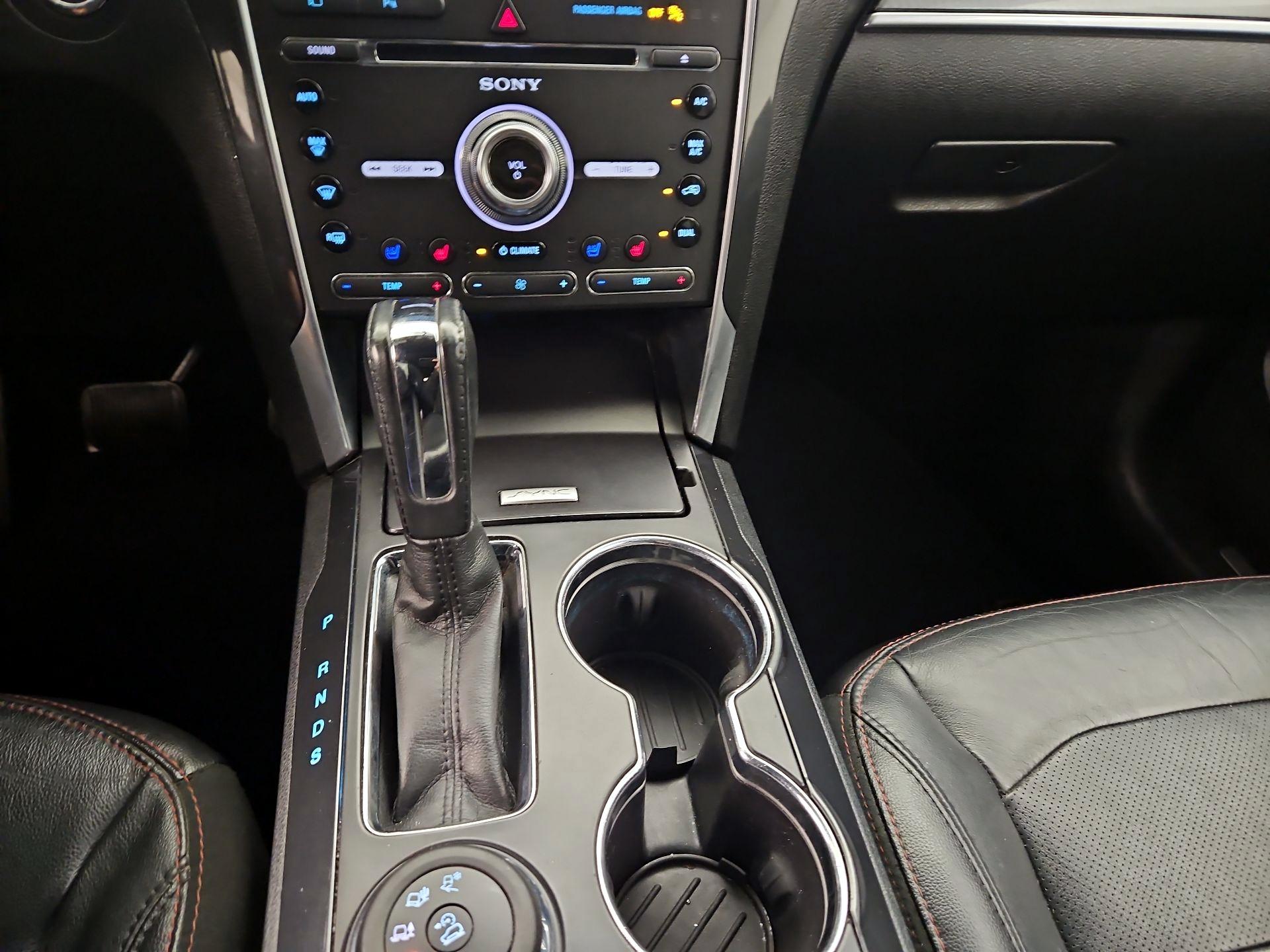 Thumbnail: 2017 Ford Explorer - 16