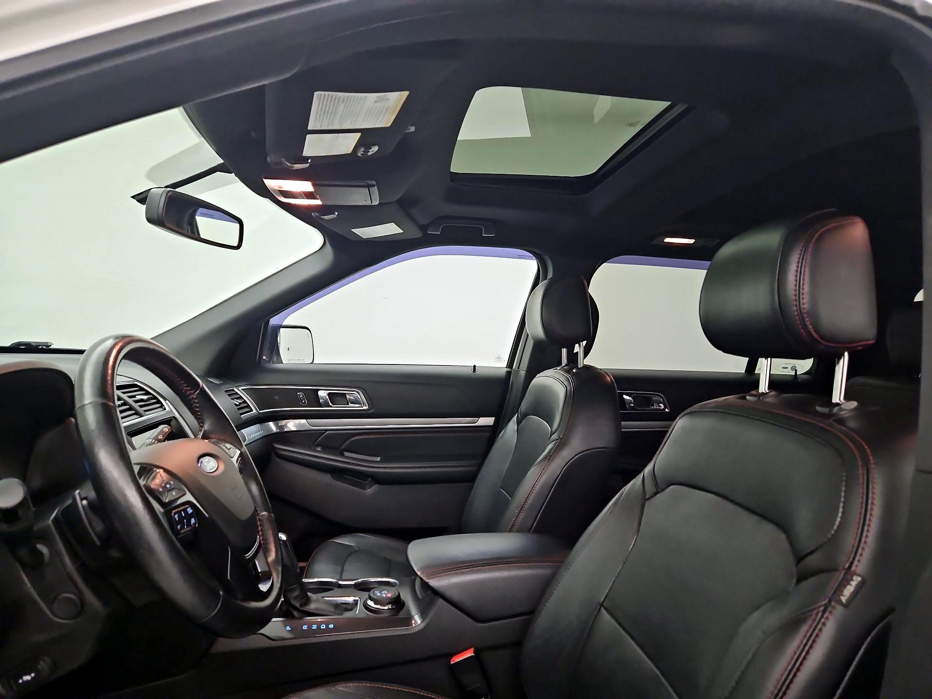 Thumbnail: 2017 Ford Explorer - 18