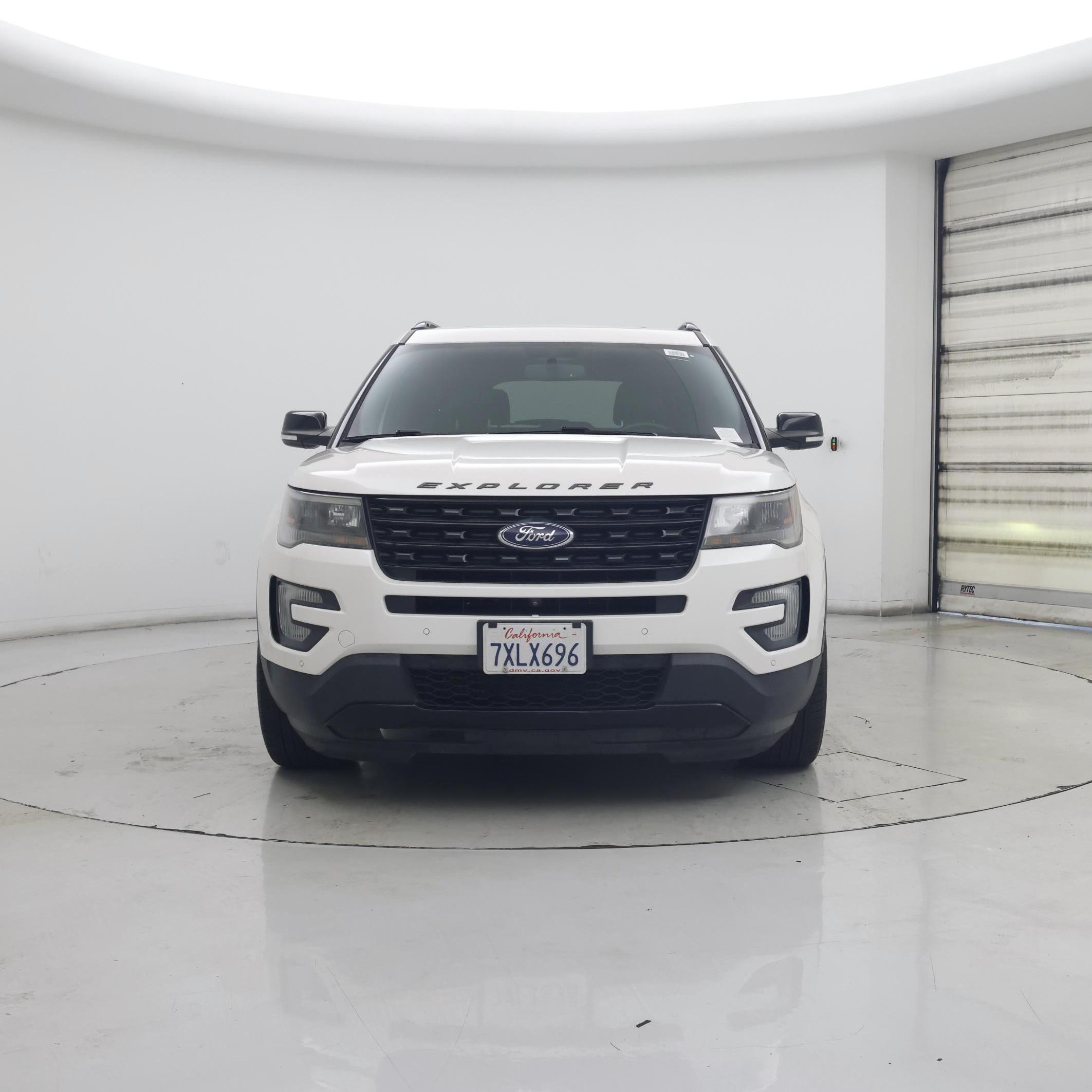 Thumbnail: 2017 Ford Explorer - 5