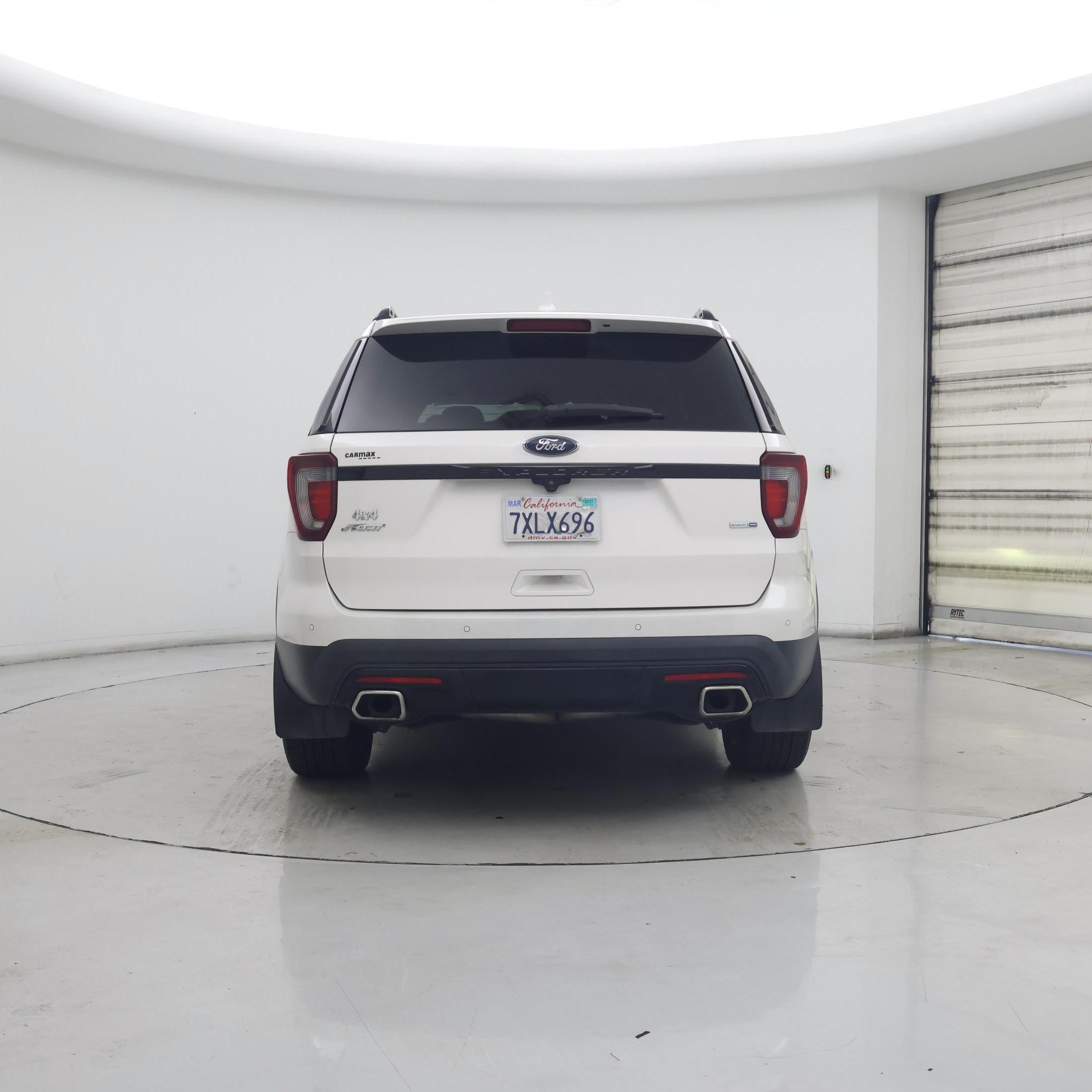 Thumbnail: 2017 Ford Explorer - 6