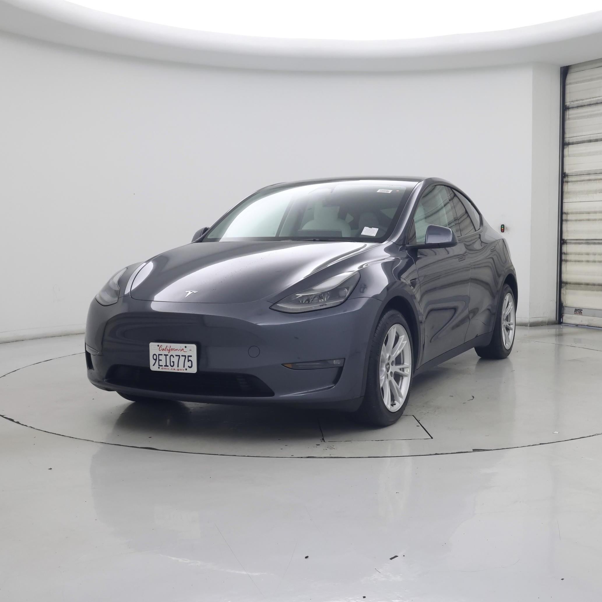 Thumbnail: 2023 Tesla Model Y - 4