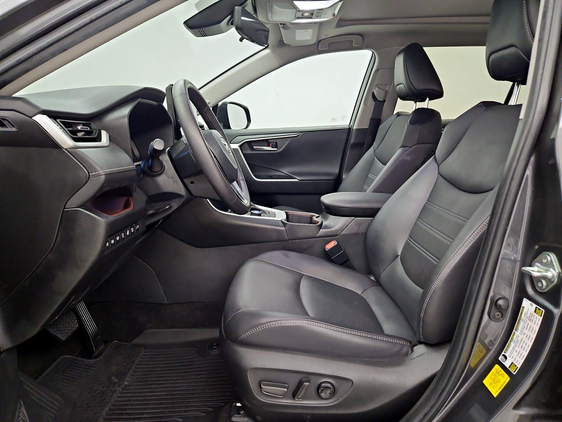 Thumbnail: 2023 Toyota RAV4 - 11