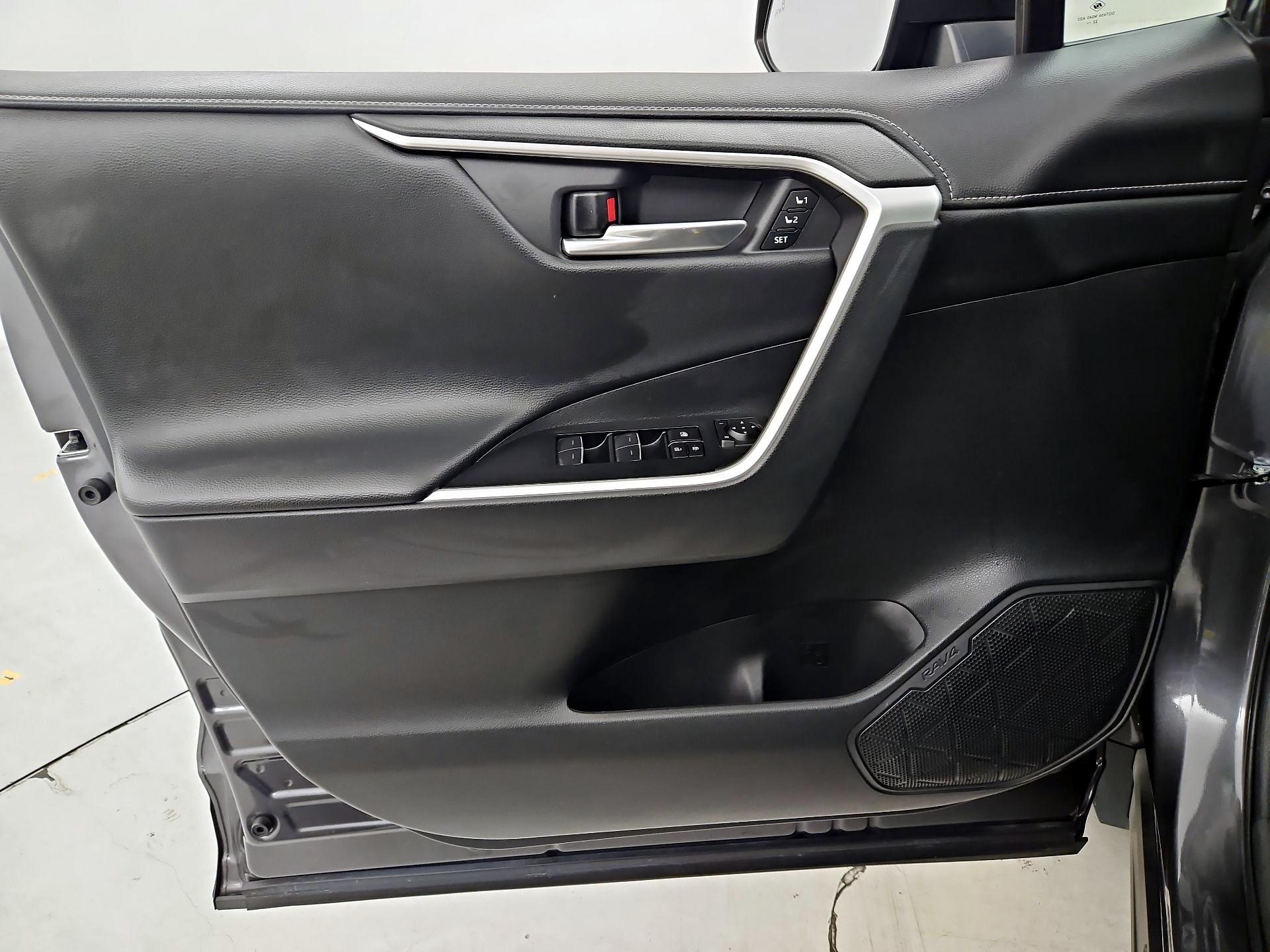 Thumbnail: 2023 Toyota RAV4 - 12
