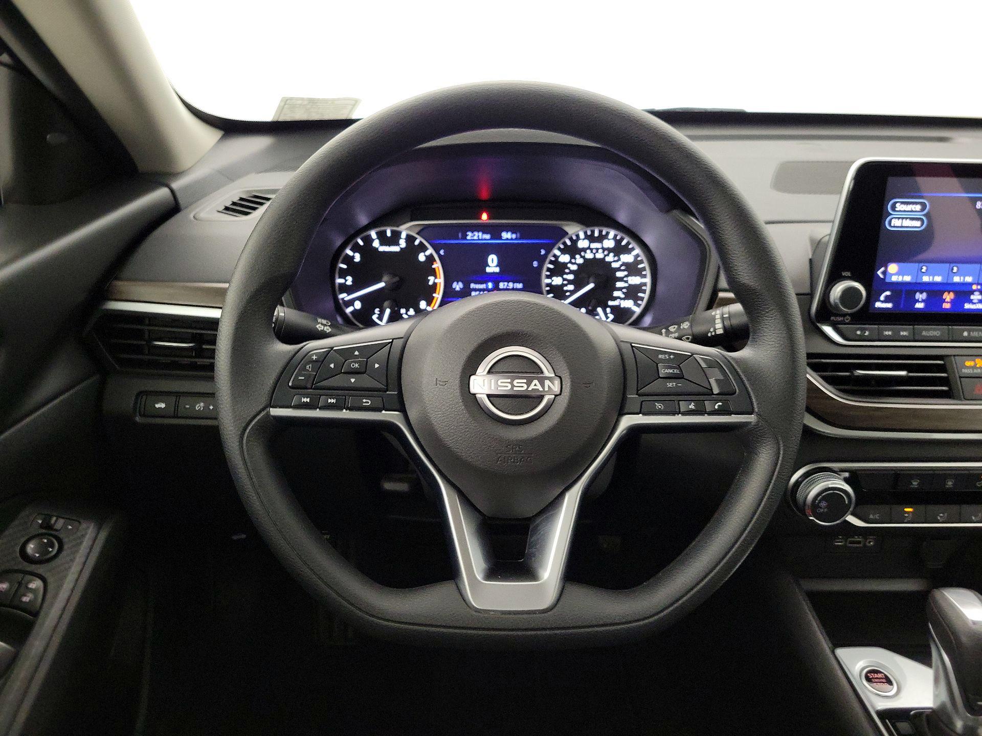 Thumbnail: 2025 Nissan Altima - 10