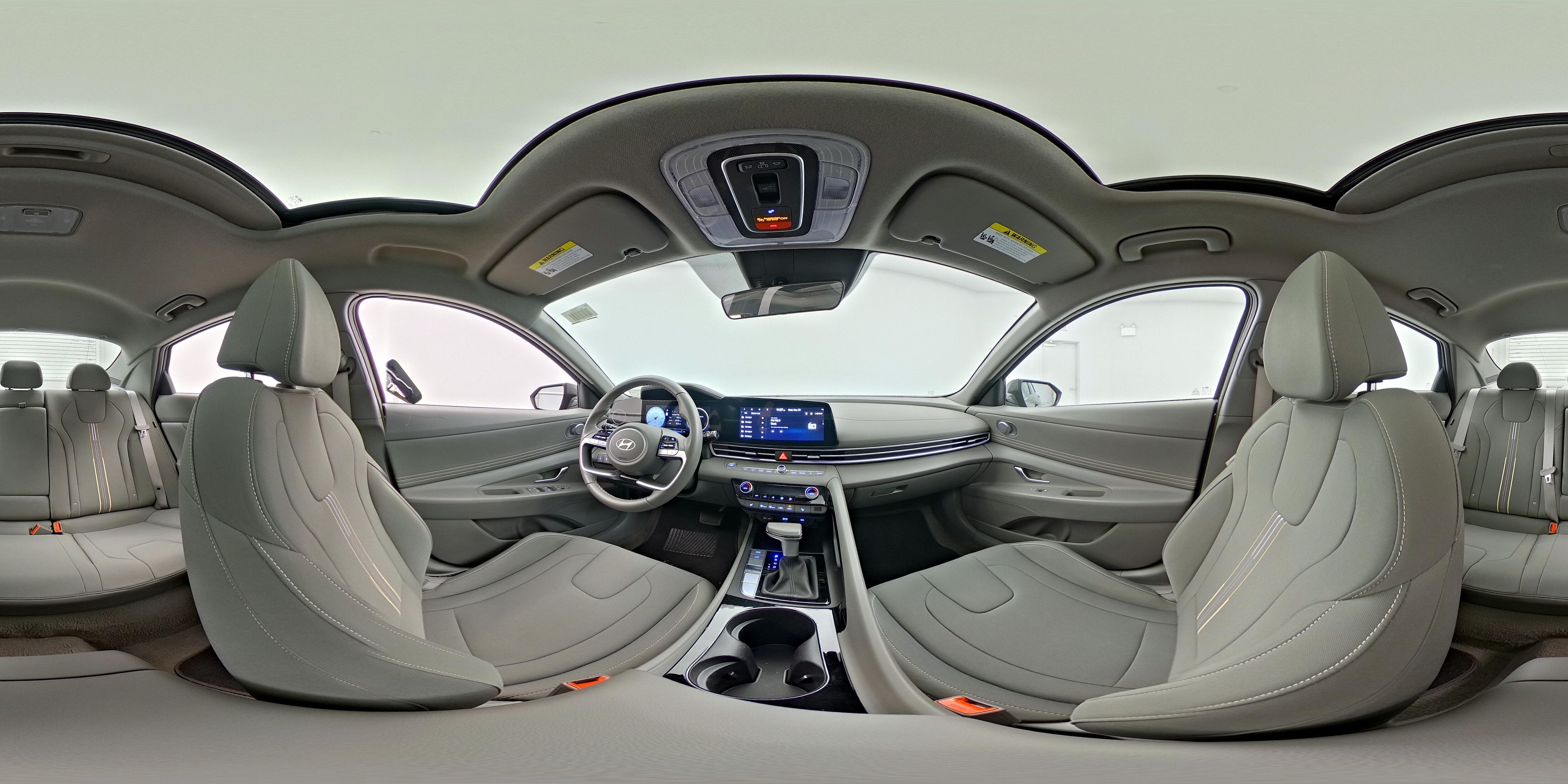 2025 Hyundai Elantra SEL - Photo 24