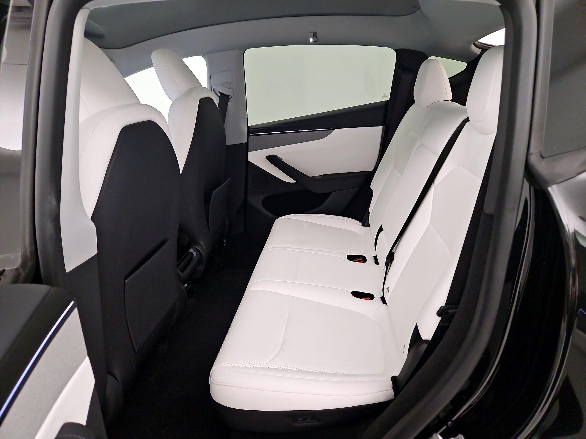 Thumbnail: 2026 Tesla Model Y - 19