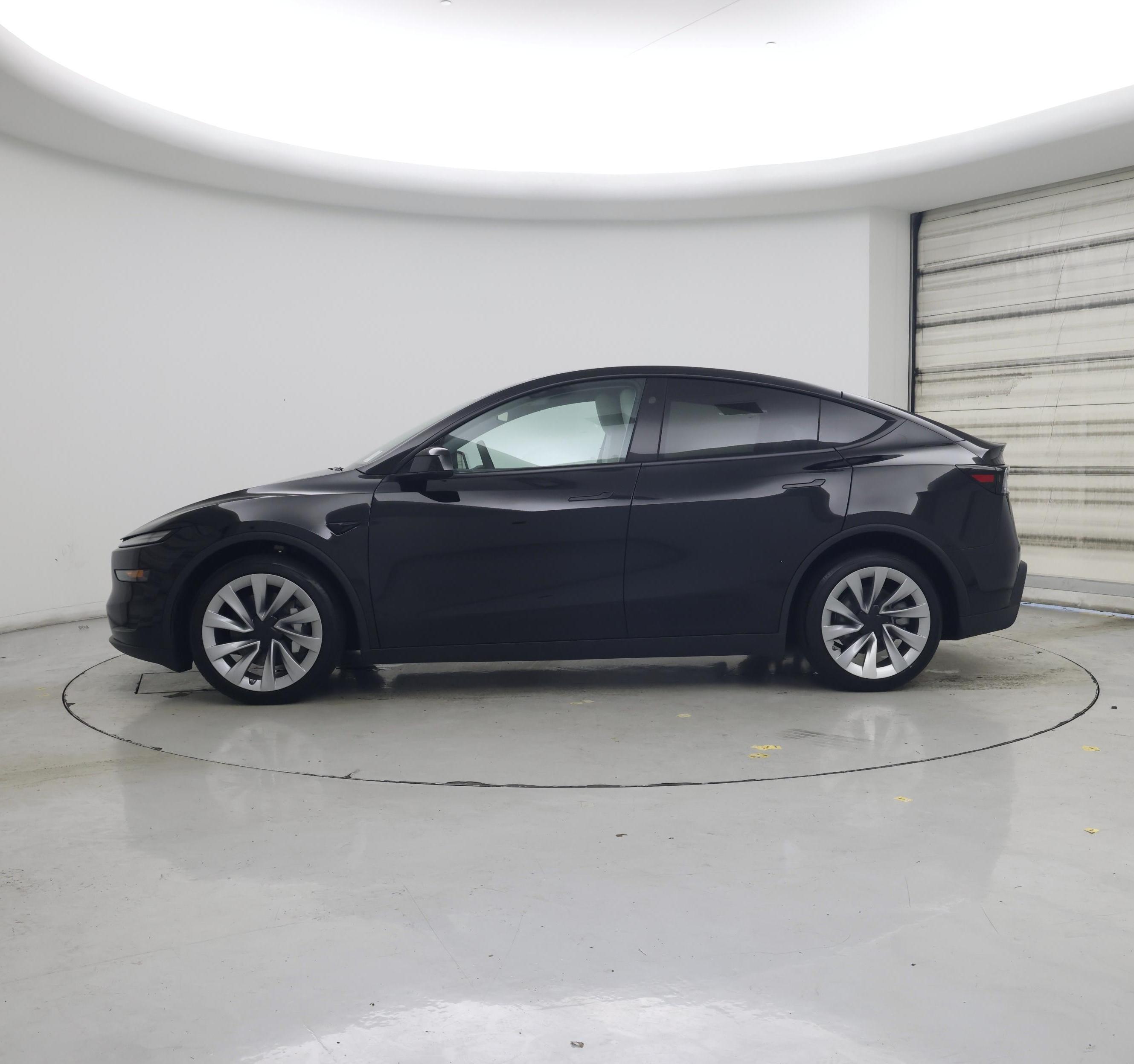 Thumbnail: 2026 Tesla Model Y - 3