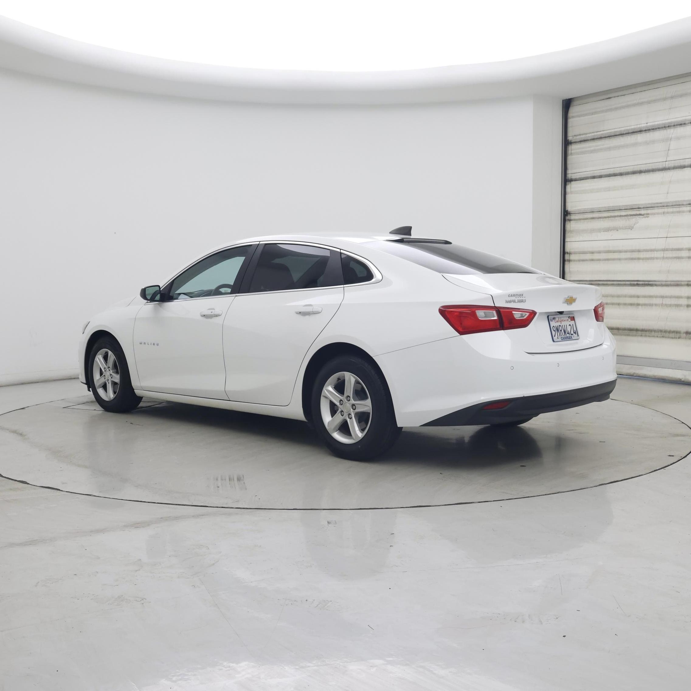 Thumbnail: 2019 Chevrolet Malibu - 2