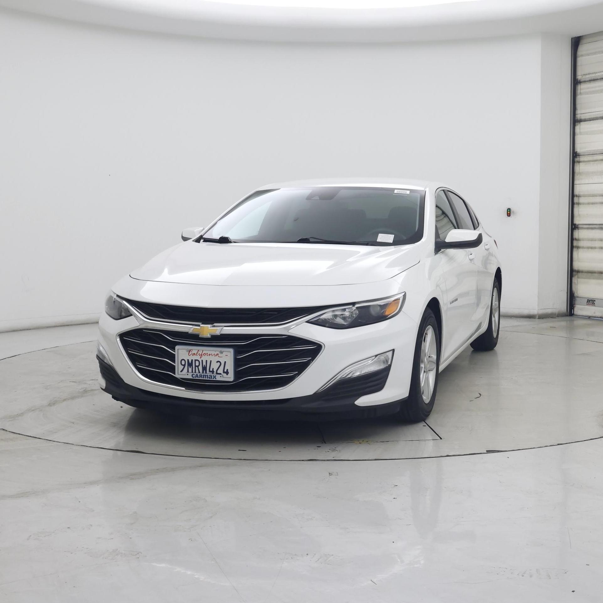 Thumbnail: 2019 Chevrolet Malibu - 4