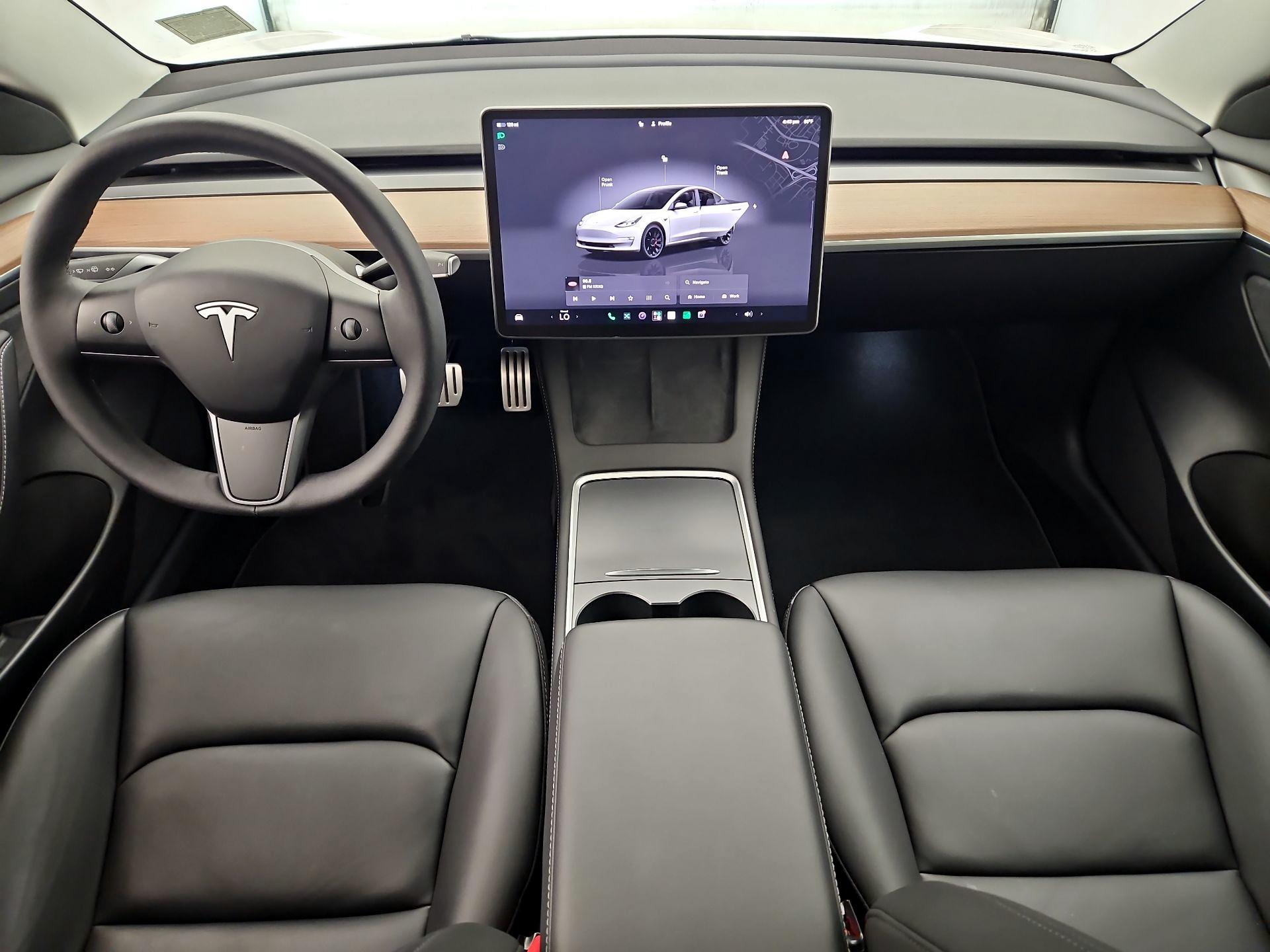 Thumbnail: 2023 Tesla Model 3 - 9