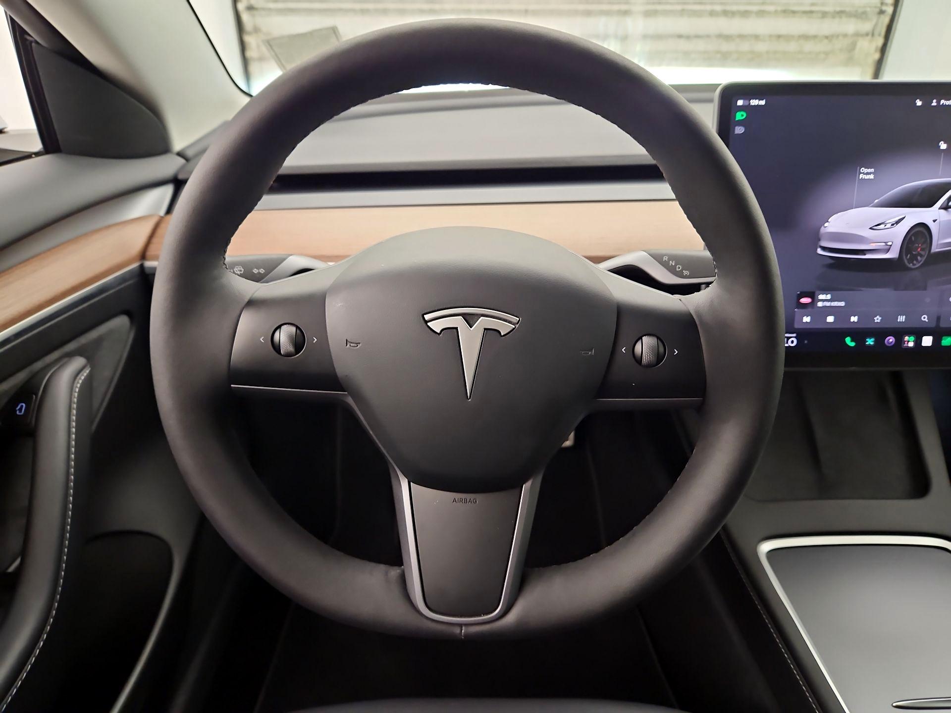Thumbnail: 2023 Tesla Model 3 - 10