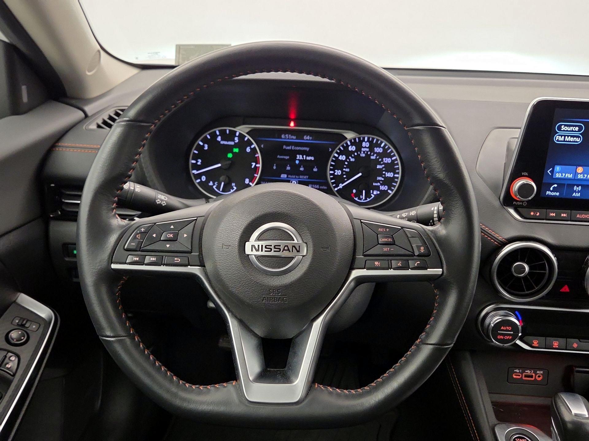 Thumbnail: 2022 Nissan Sentra - 10
