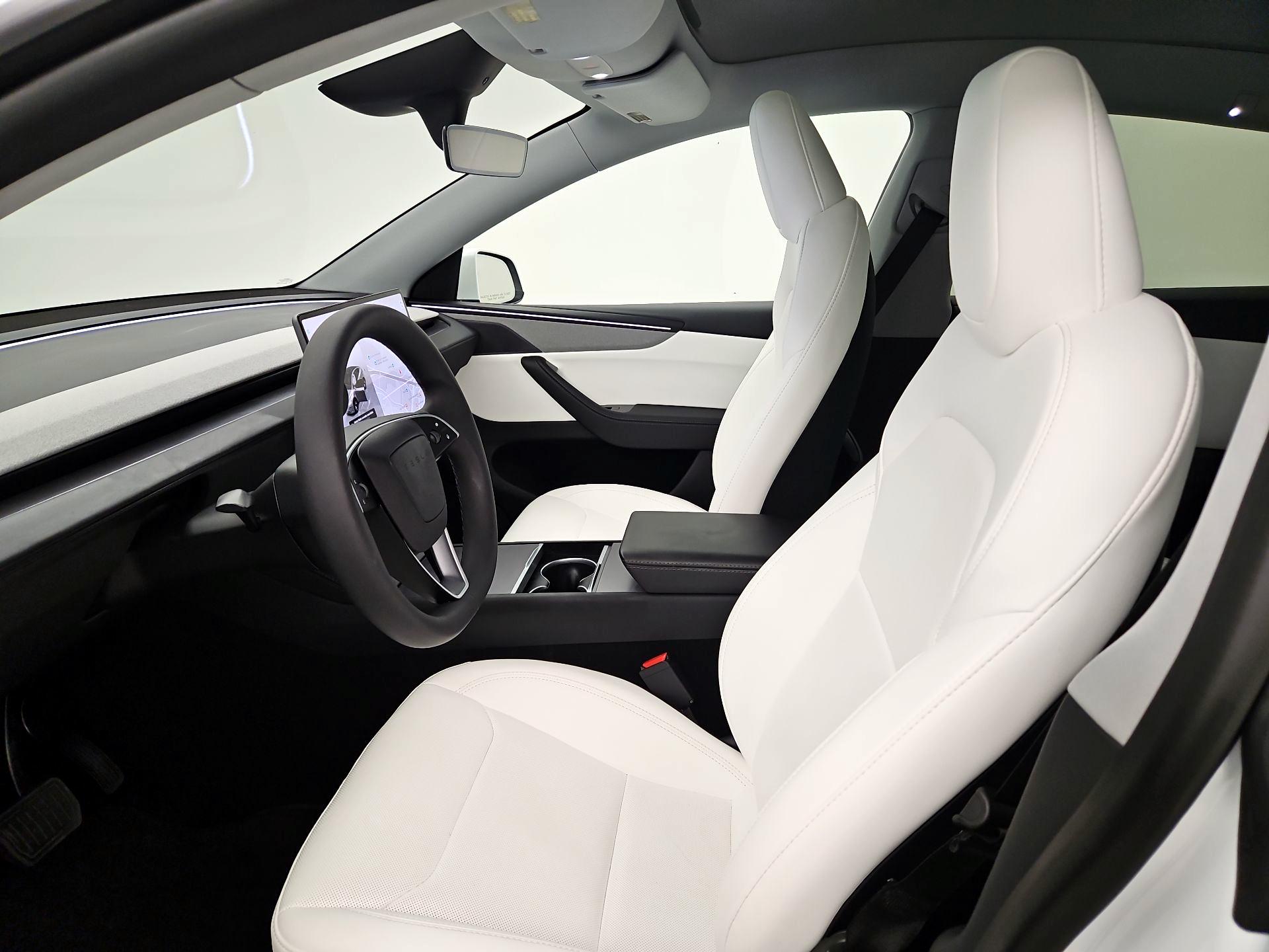 Thumbnail: 2026 Tesla Model Y - 11