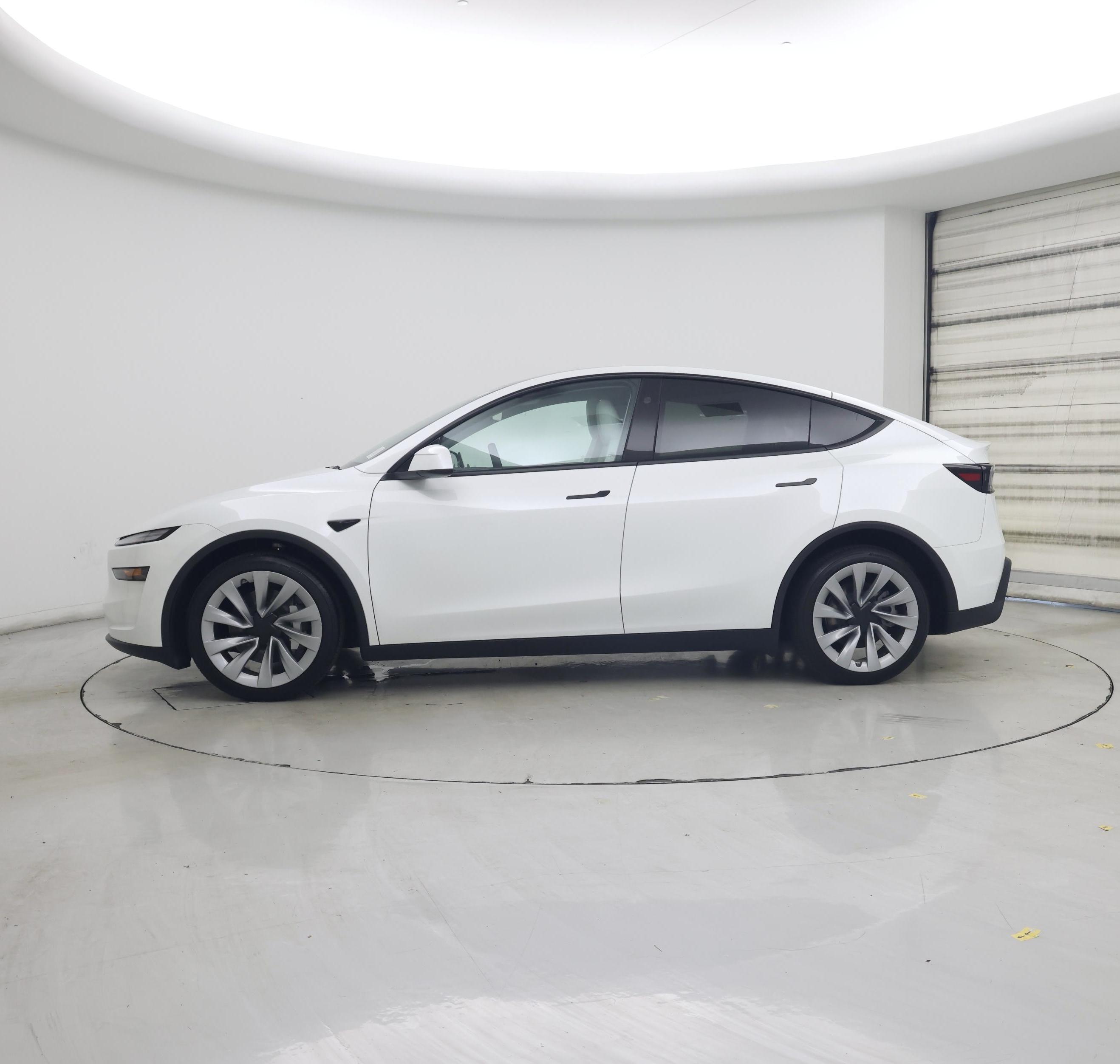 Thumbnail: 2026 Tesla Model Y - 3