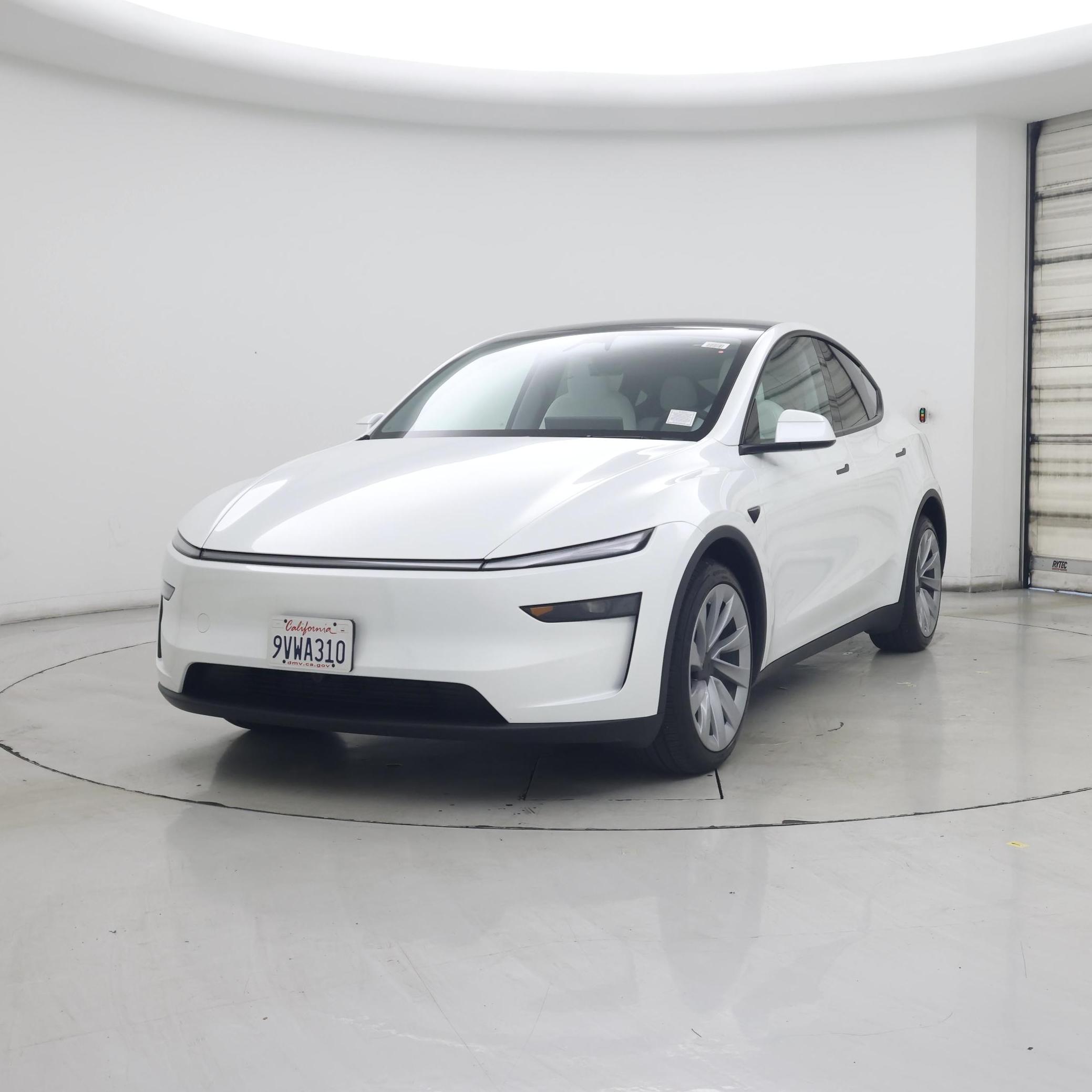 Thumbnail: 2026 Tesla Model Y - 4
