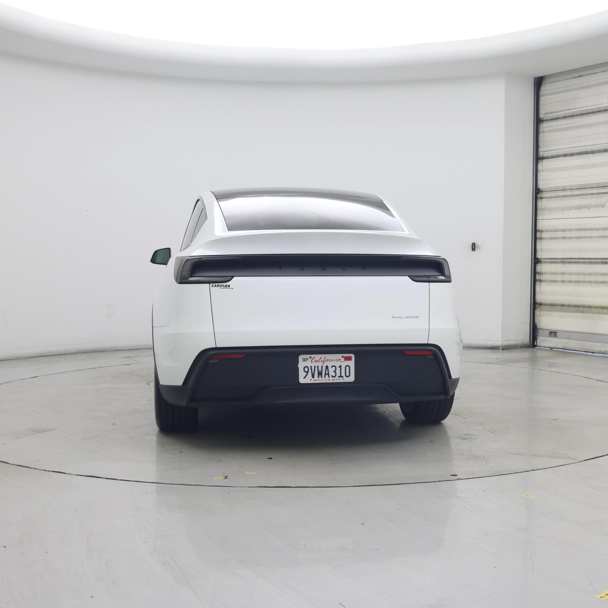 Thumbnail: 2026 Tesla Model Y - 6