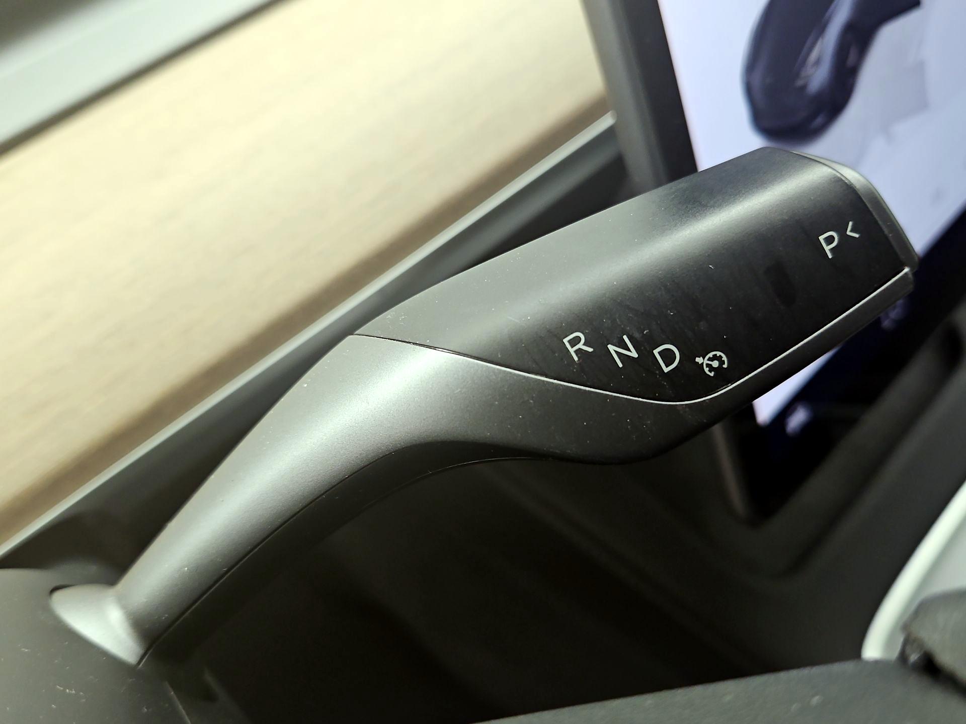 Thumbnail: 2023 Tesla Model 3 - 17
