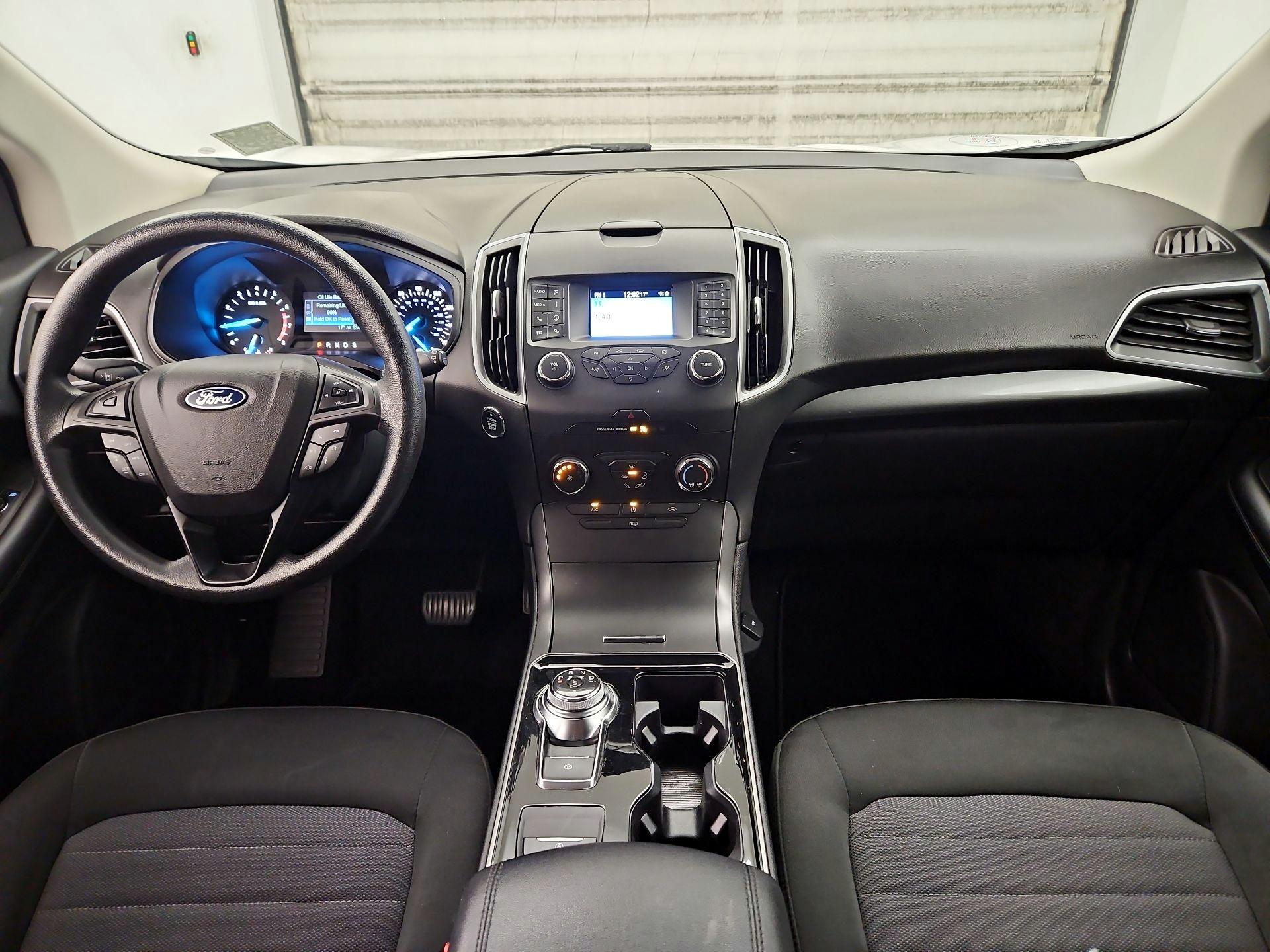 Thumbnail: 2019 Ford Edge - 9