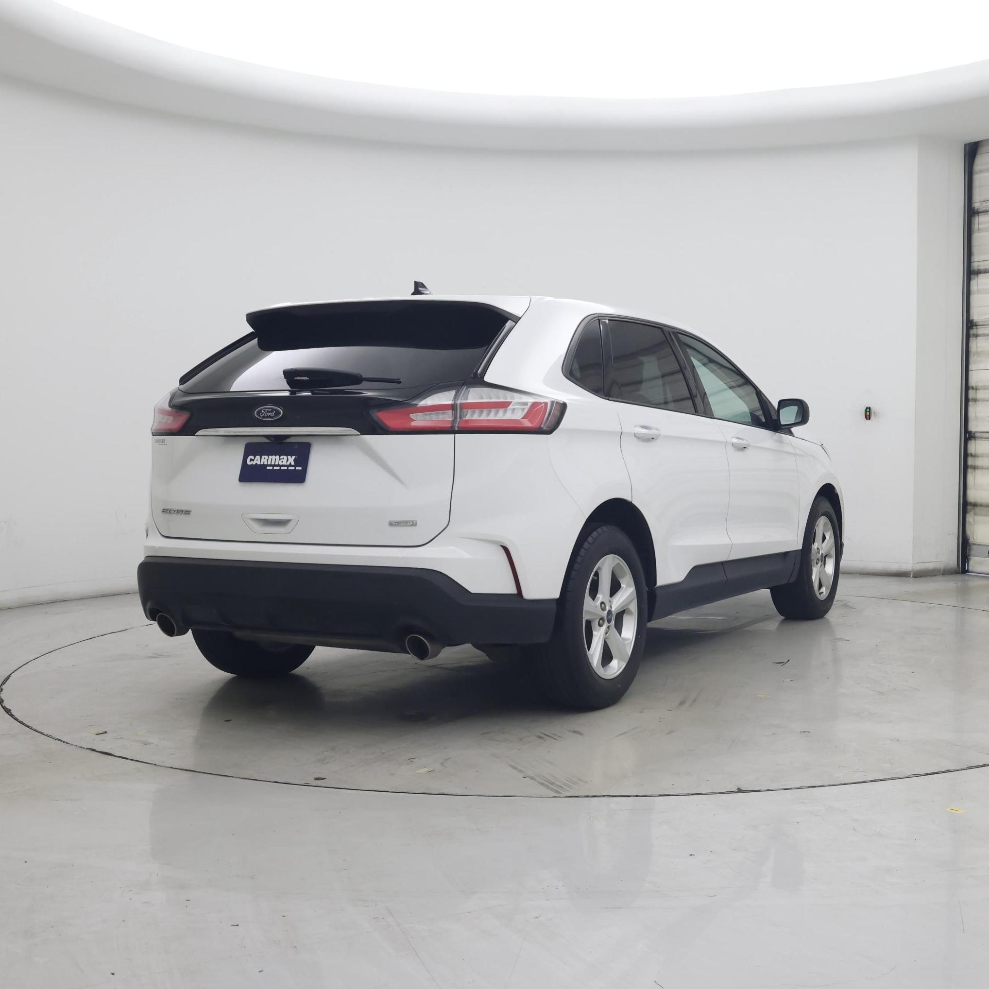 Thumbnail: 2019 Ford Edge - 8