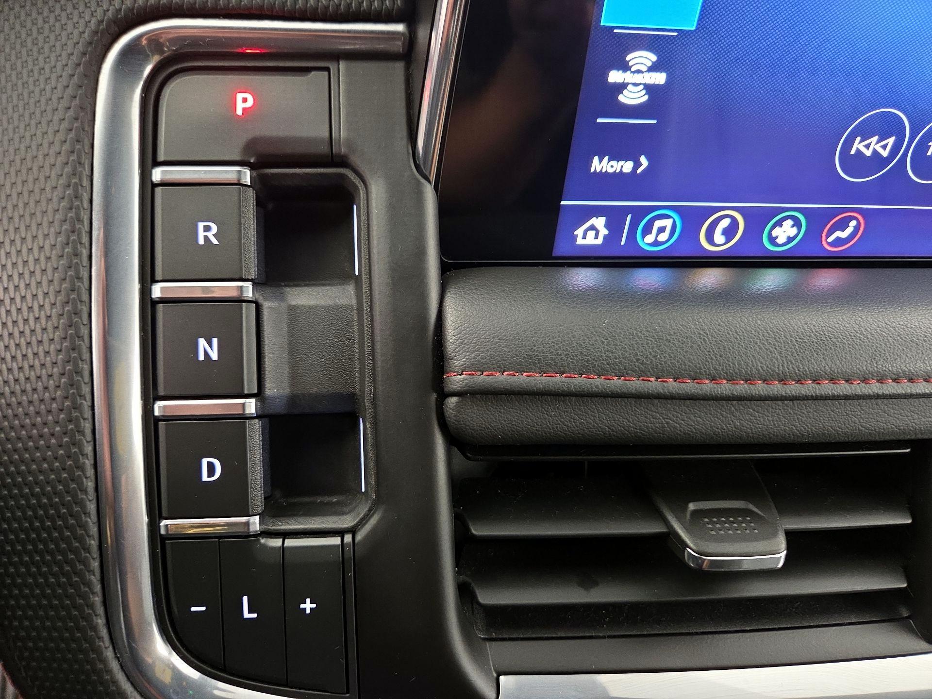 Thumbnail: 2021 Chevrolet Suburban - 17