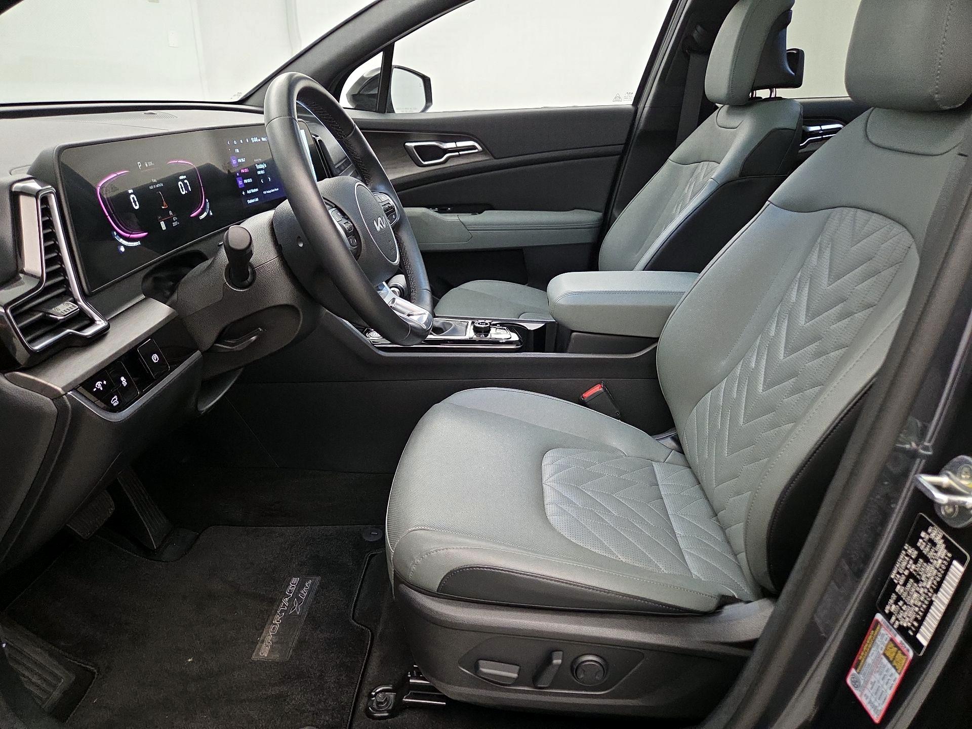 Thumbnail: 2023 Kia Sportage - 11