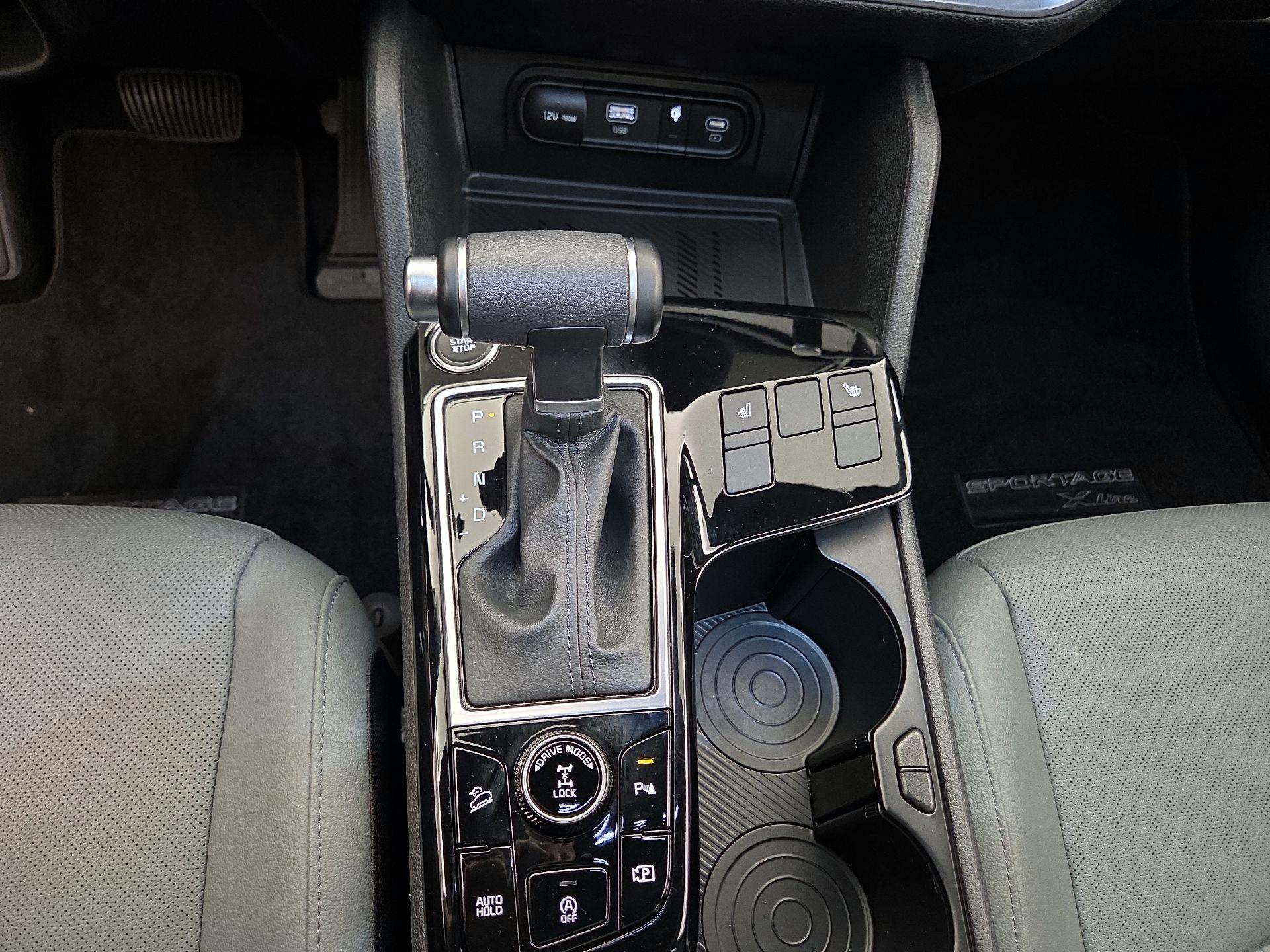 Thumbnail: 2023 Kia Sportage - 18