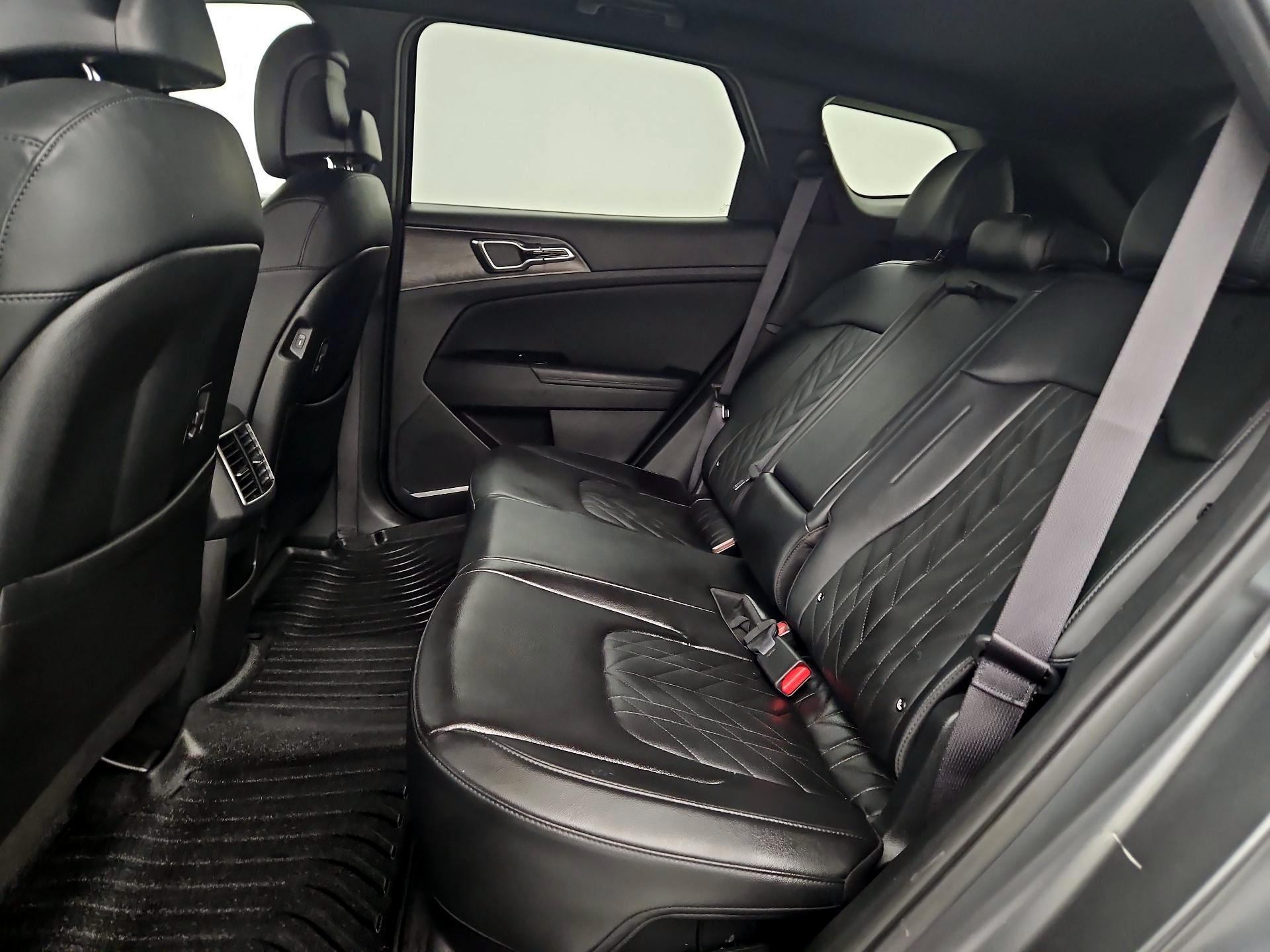 Thumbnail: 2023 Kia Sportage - 18