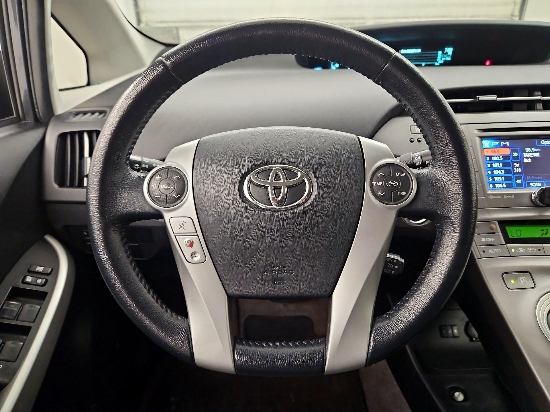 Thumbnail: 2015 Toyota Prius - 10